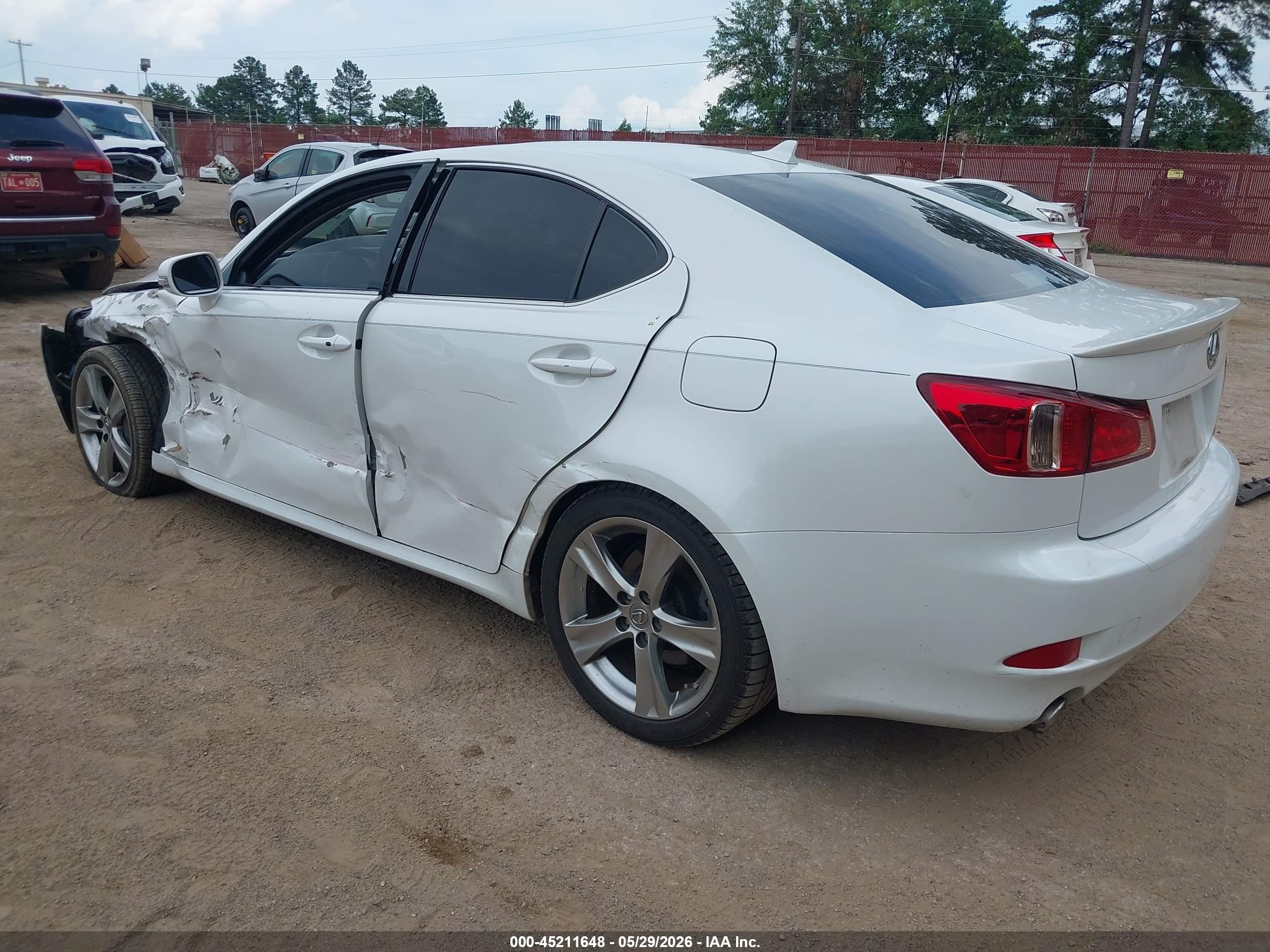 2012 Lexus Is 350   White vin: JTHBE5C28C5031104