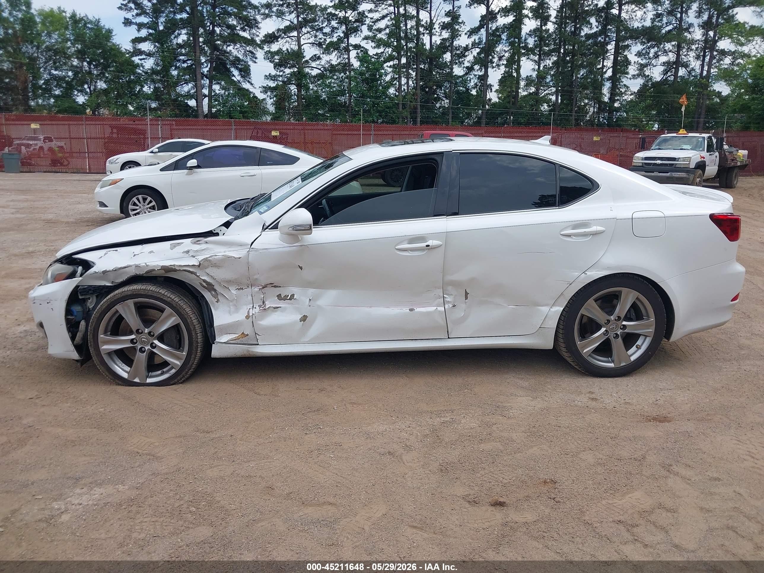 2012 Lexus Is 350   White vin: JTHBE5C28C5031104