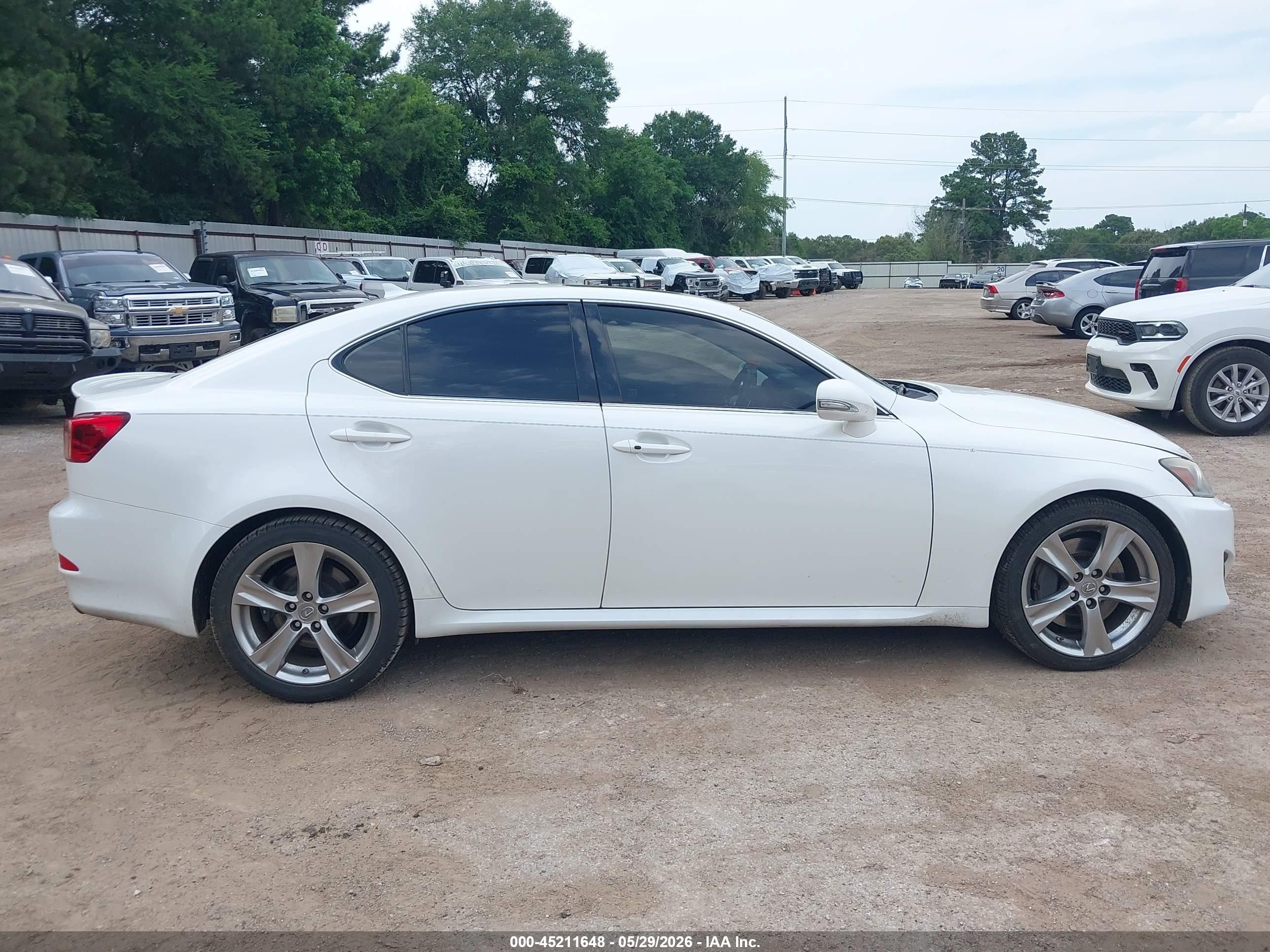 2012 Lexus Is 350   White vin: JTHBE5C28C5031104