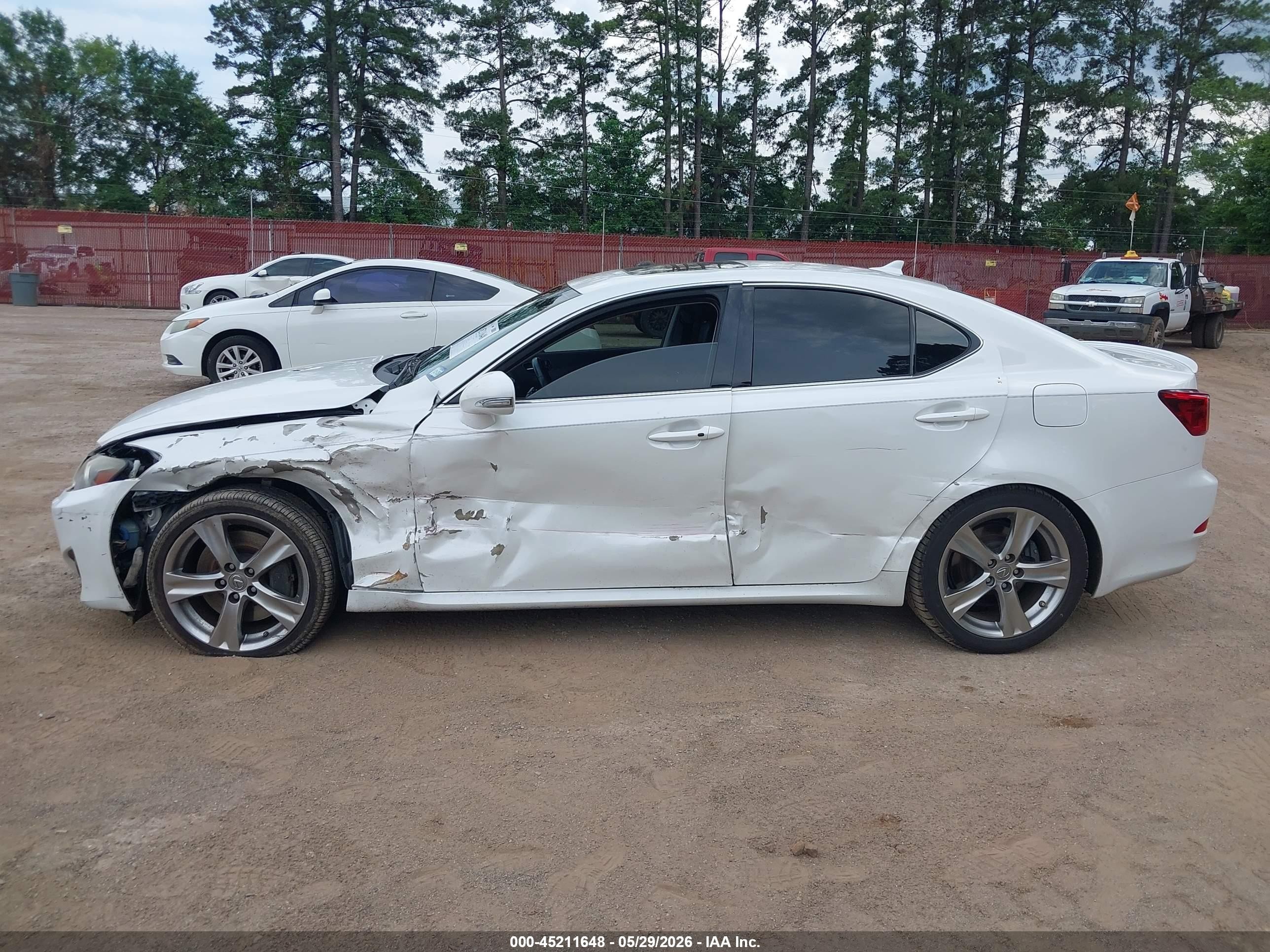 2012 Lexus Is 350   White vin: JTHBE5C28C5031104