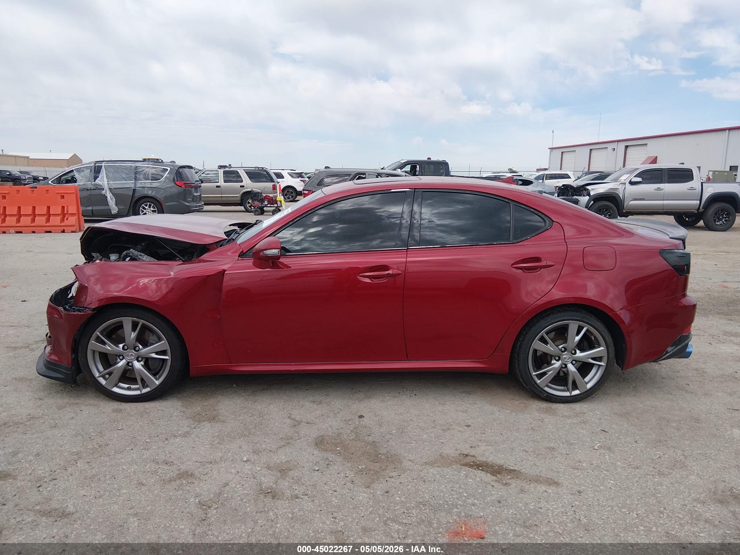 2010 Lexus Is 350   Red vin: JTHBE5C2XA5024426