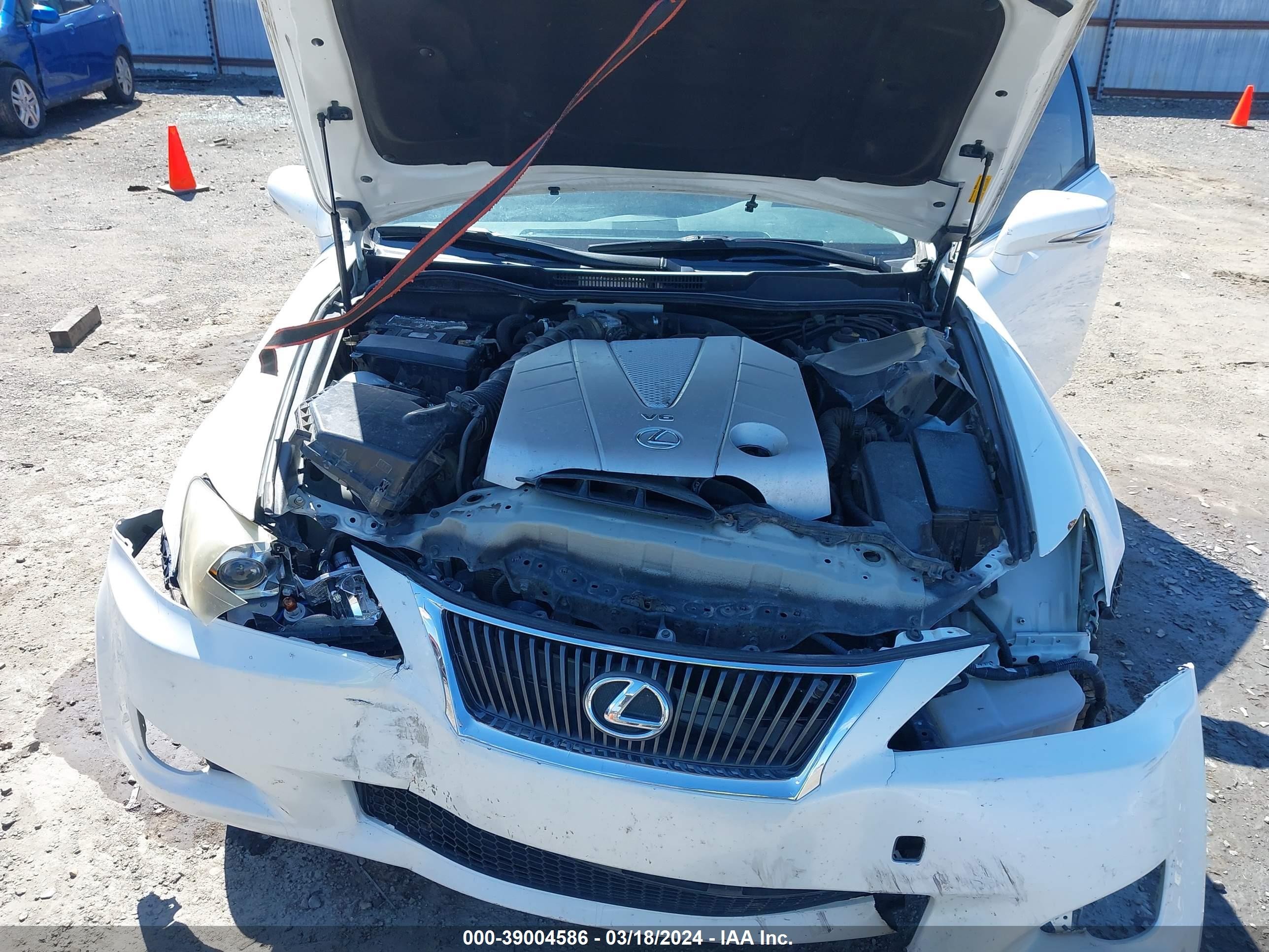 2010 Lexus Is 350   White vin: JTHBE5C2XA5025107