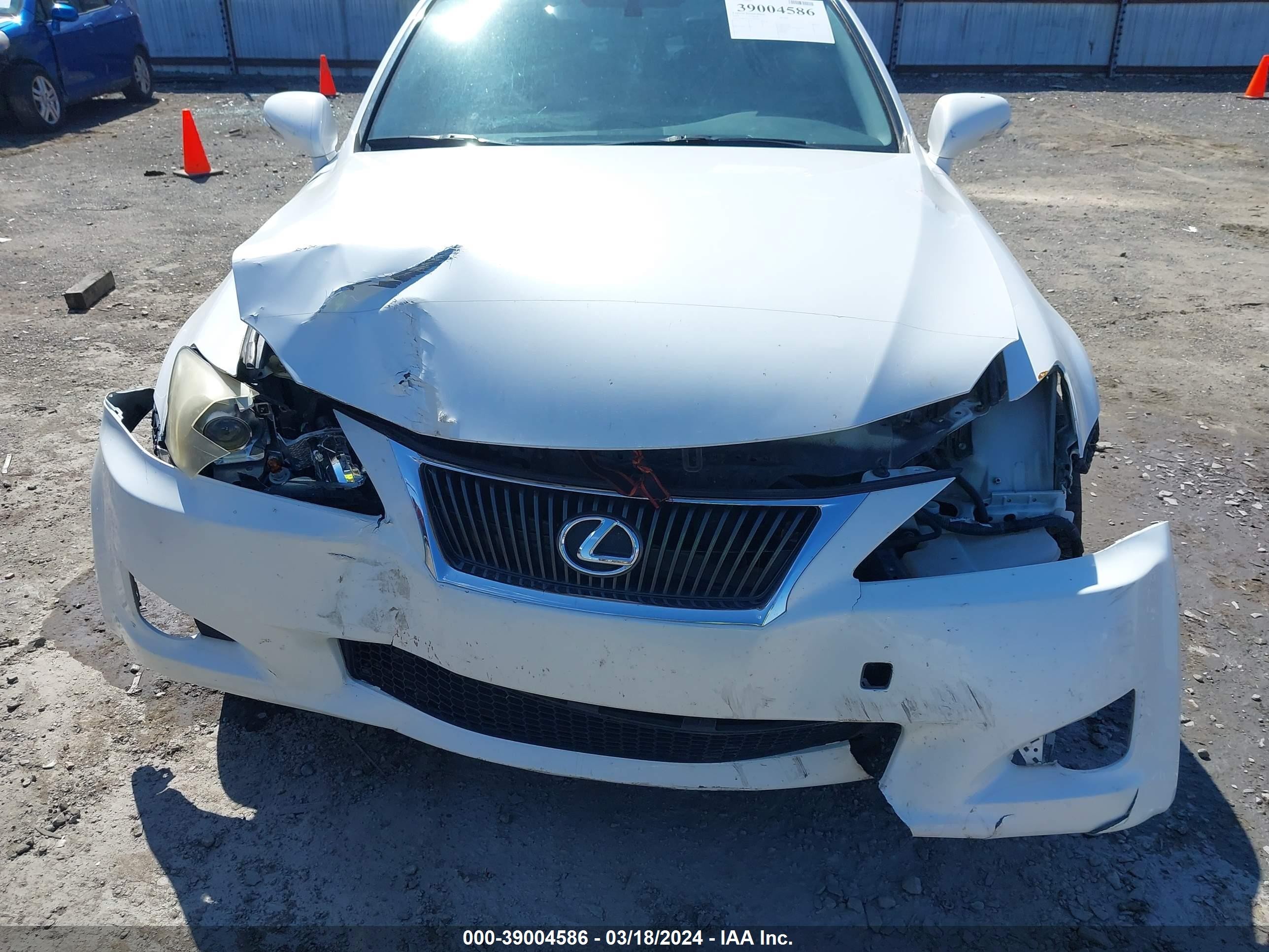 2010 Lexus Is 350   White vin: JTHBE5C2XA5025107
