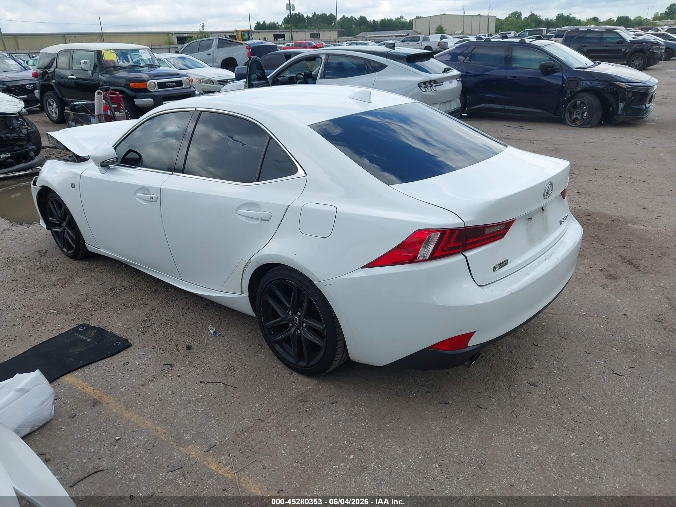 2015 Lexus Is 250   Белый vin: JTHBF1D20F5072450