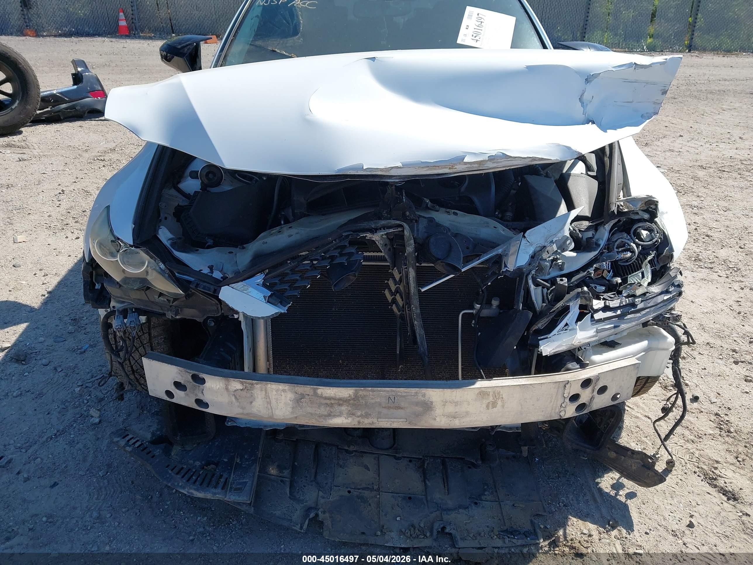 2014 Lexus Is 250   White vin: JTHBF1D21E5036667