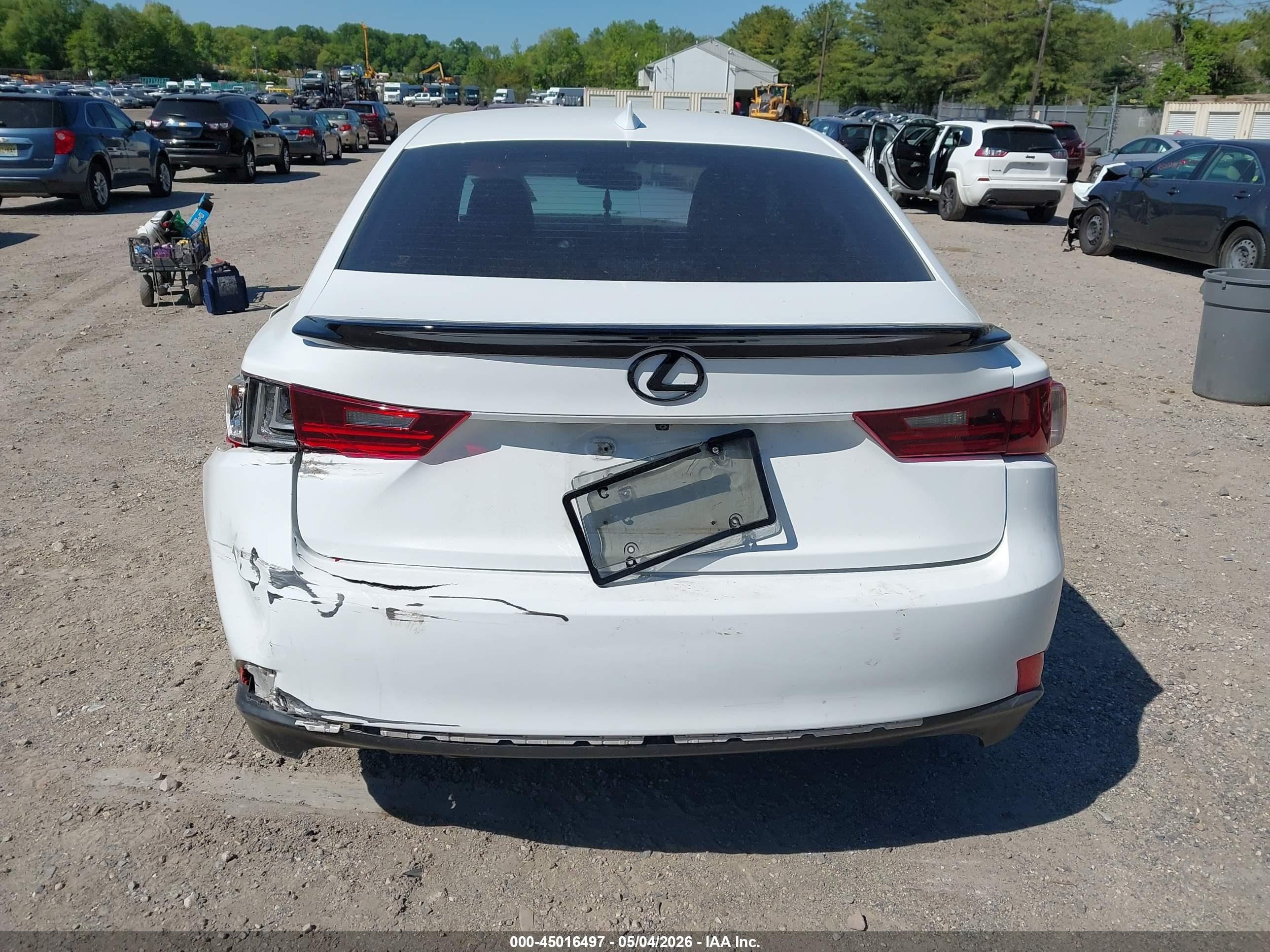 2014 Lexus Is 250   White vin: JTHBF1D21E5036667