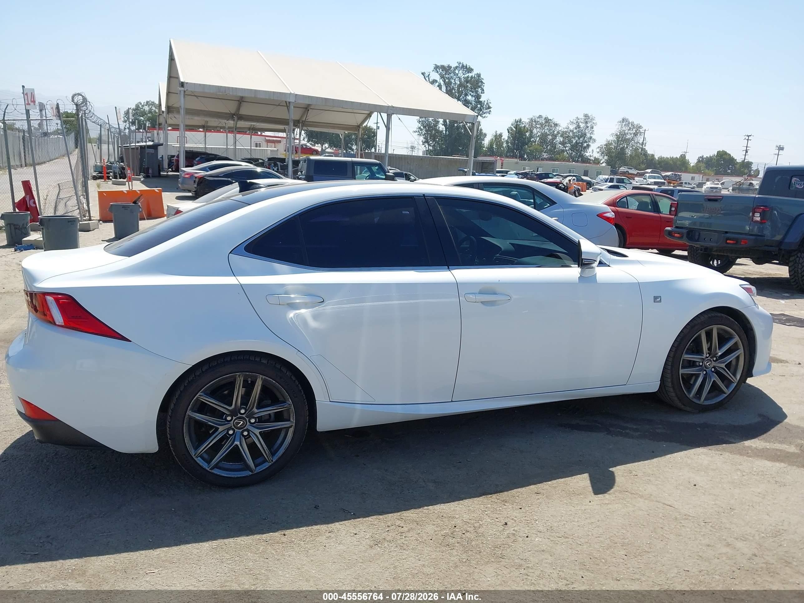 2015 Lexus Is 250   White vin: JTHBF1D21F5064681