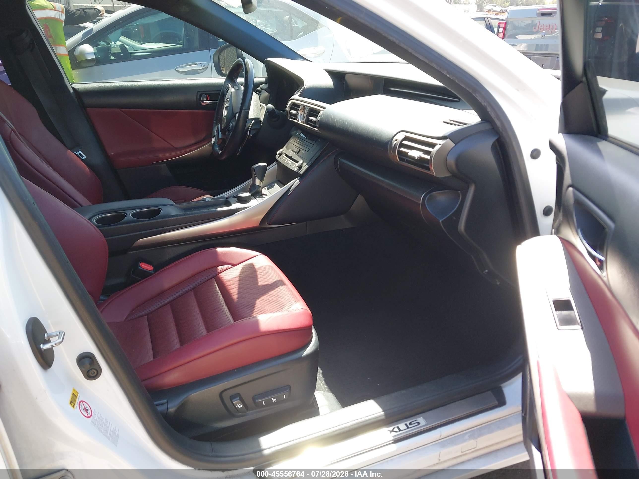 2015 Lexus Is 250   White vin: JTHBF1D21F5064681