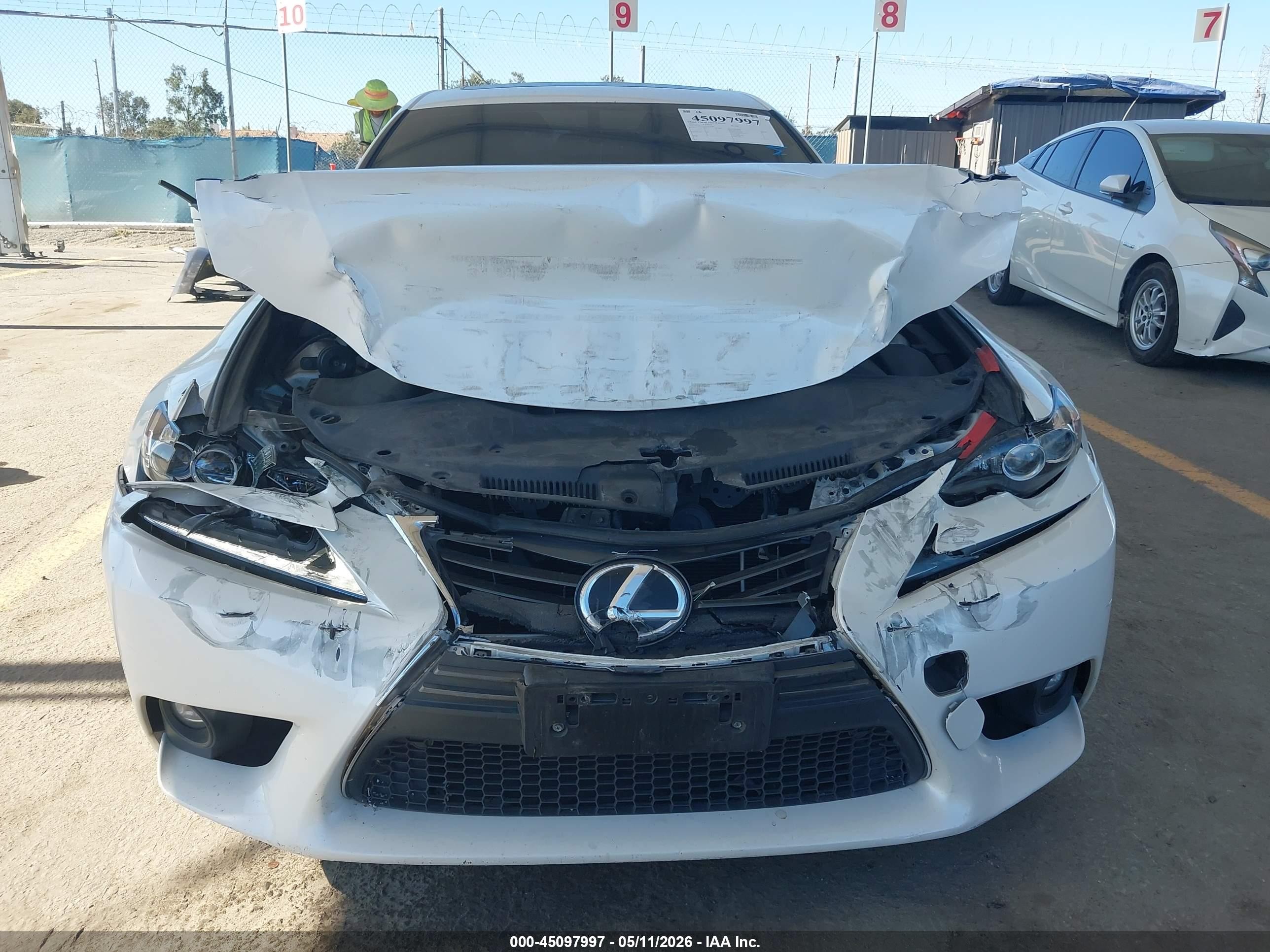 2015 Lexus Is 250   White vin: JTHBF1D21F5075468