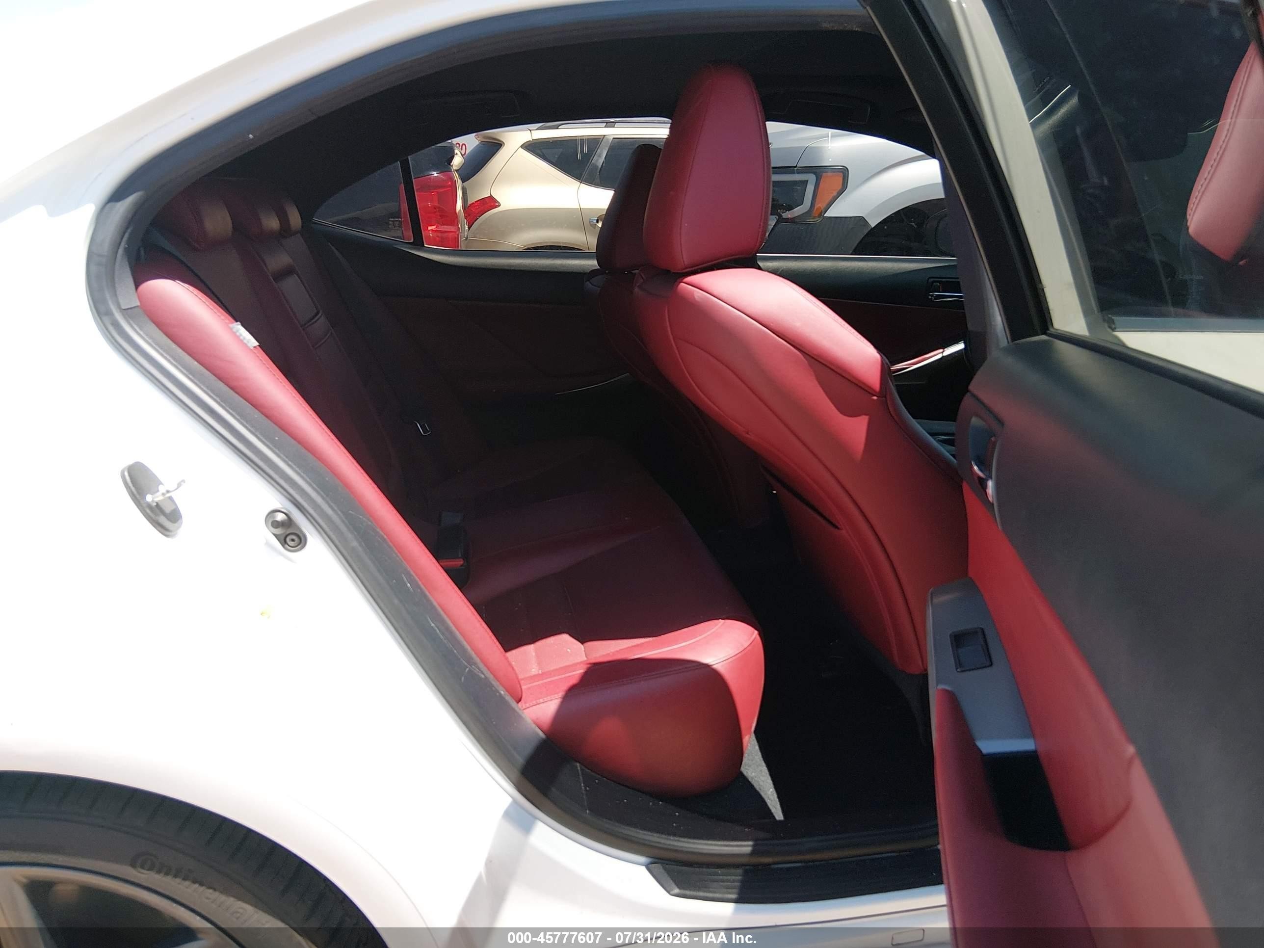 2015 Lexus Is 250   Белый vin: JTHBF1D21F5077320