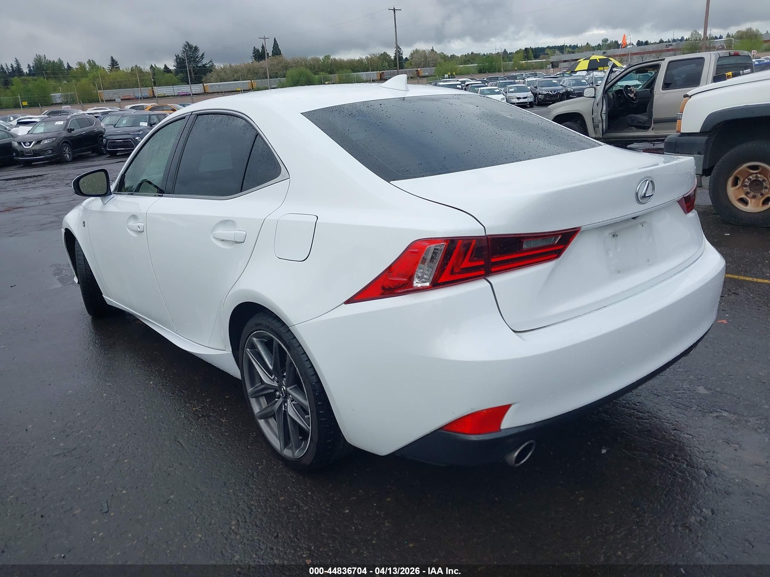 2015 Lexus Is 250   White vin: JTHBF1D22F5081389