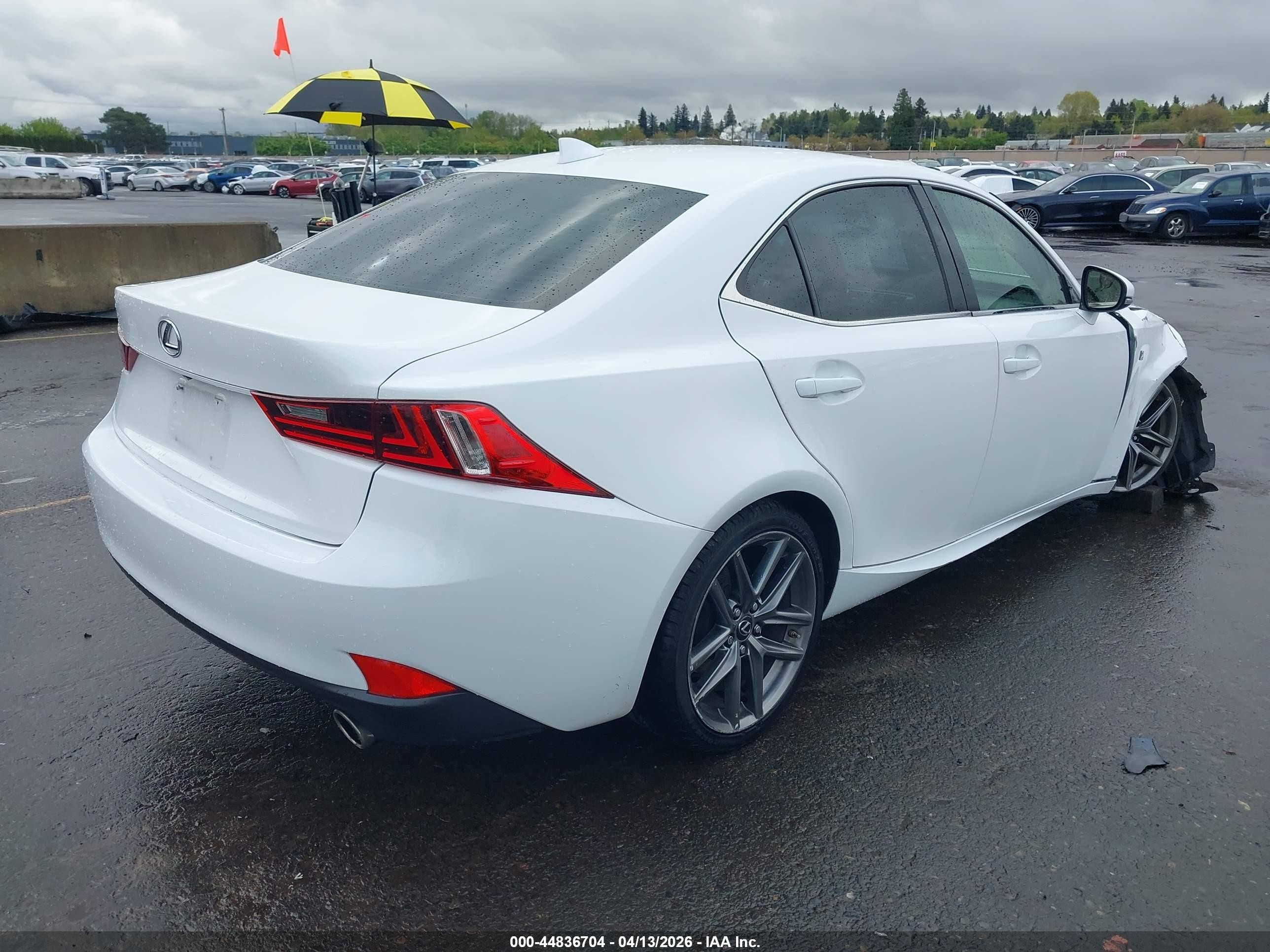 2015 Lexus Is 250   White vin: JTHBF1D22F5081389