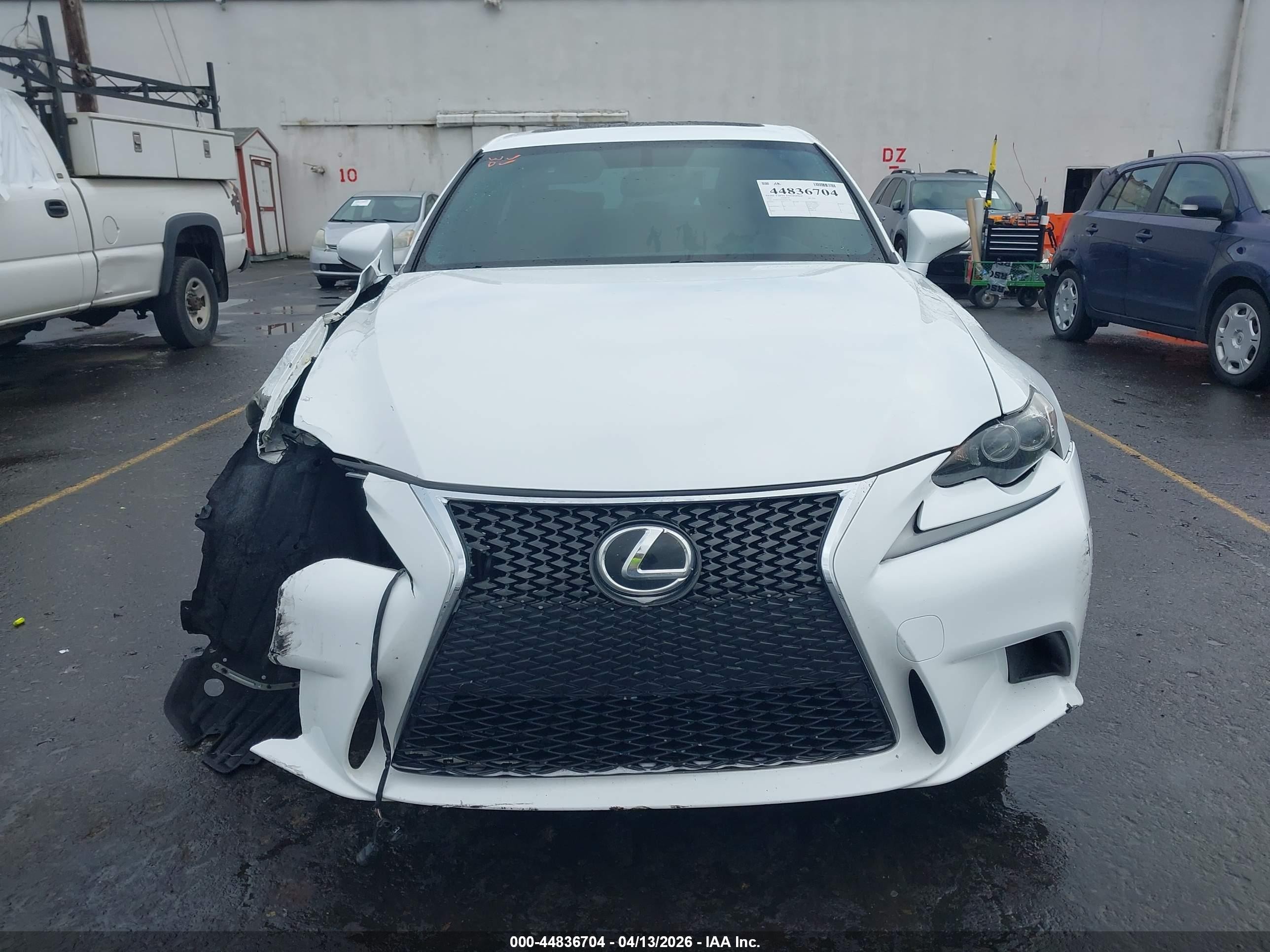 2015 Lexus Is 250   White vin: JTHBF1D22F5081389