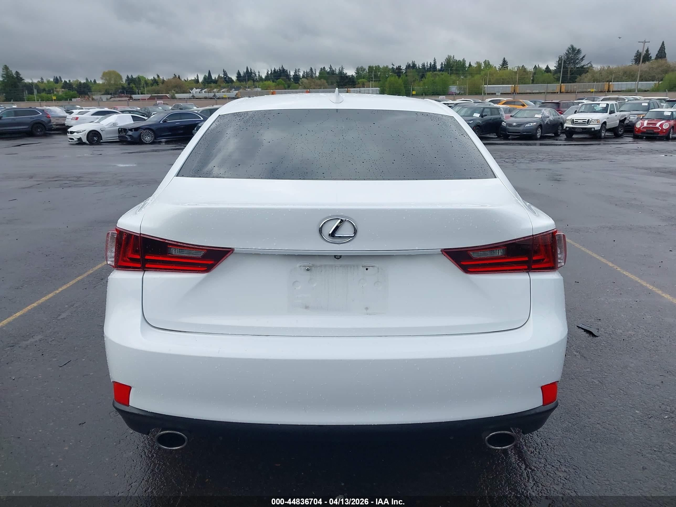 2015 Lexus Is 250   White vin: JTHBF1D22F5081389