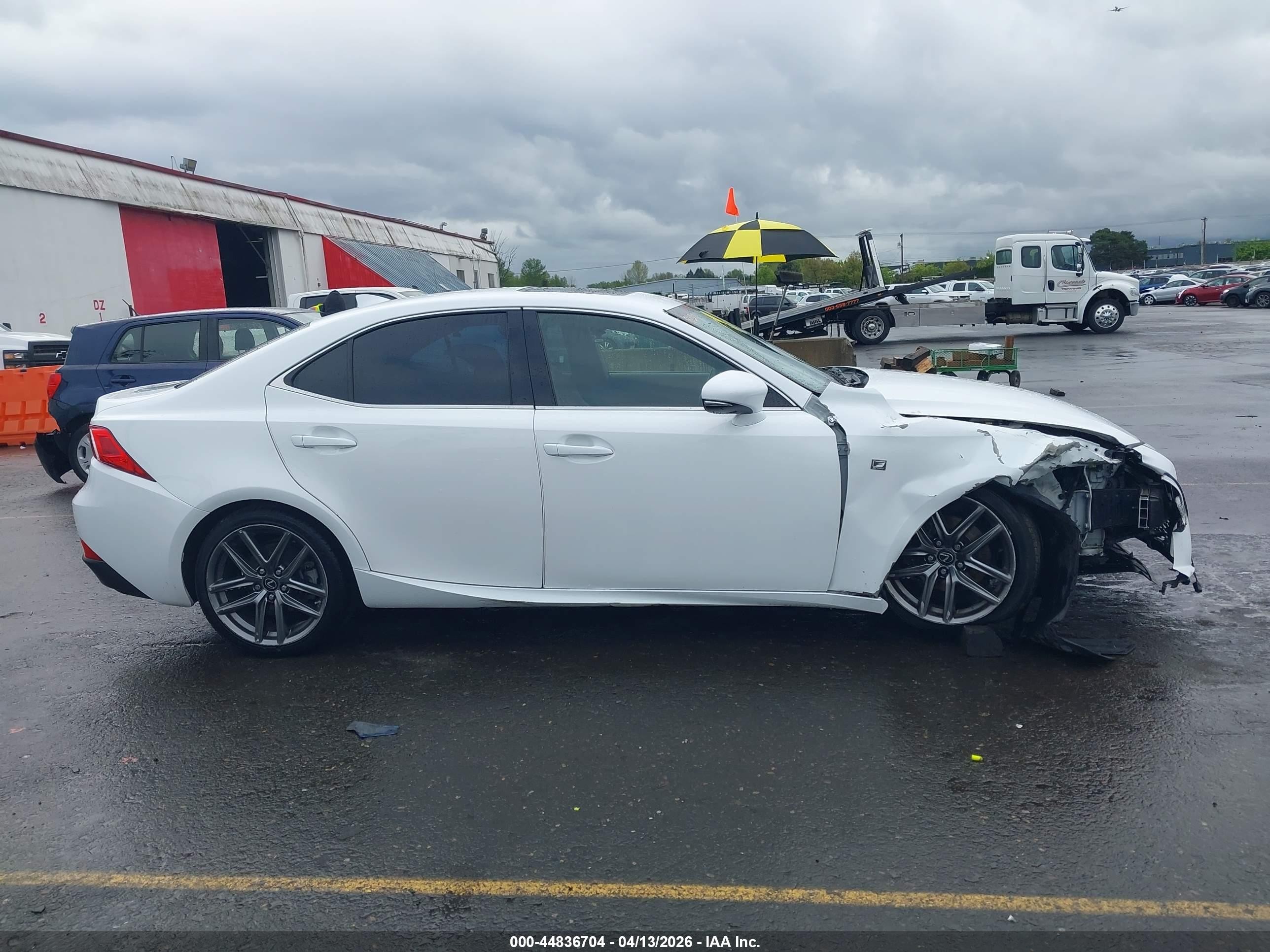 2015 Lexus Is 250   White vin: JTHBF1D22F5081389
