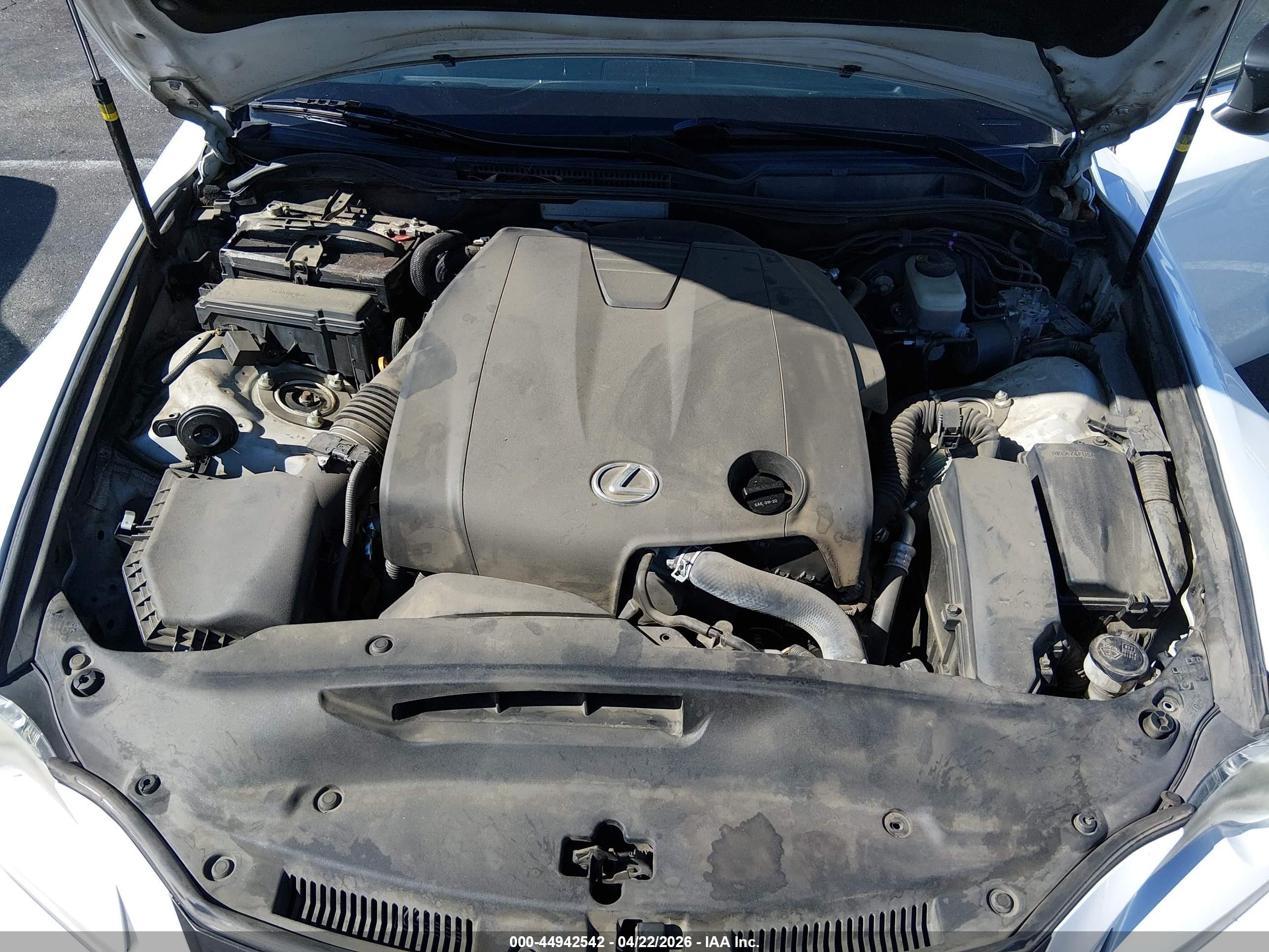 2014 Lexus Is 250   White vin: JTHBF1D23E5019692
