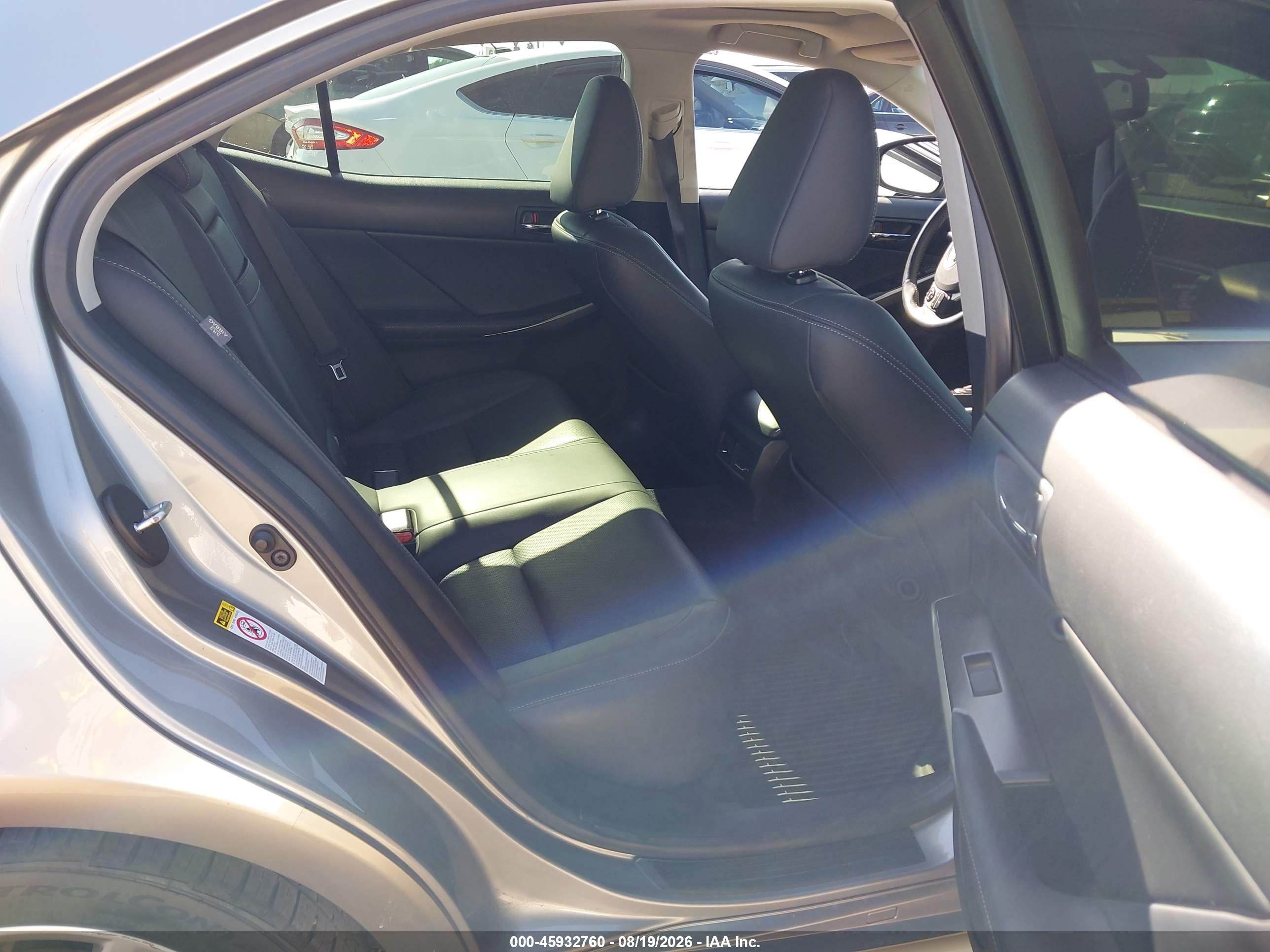 2014 Lexus Is 250   Серебряный vin: JTHBF1D23E5030076