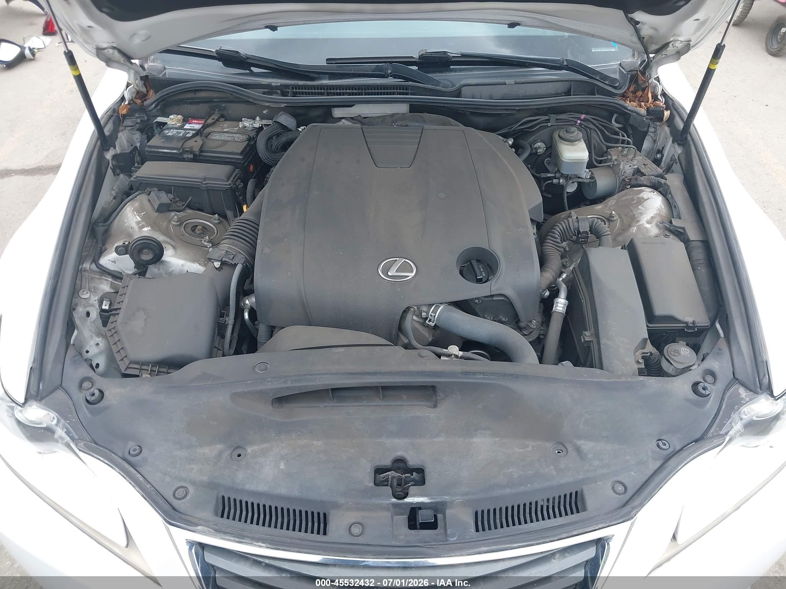 2015 Lexus Is 250   White vin: JTHBF1D23F5053729