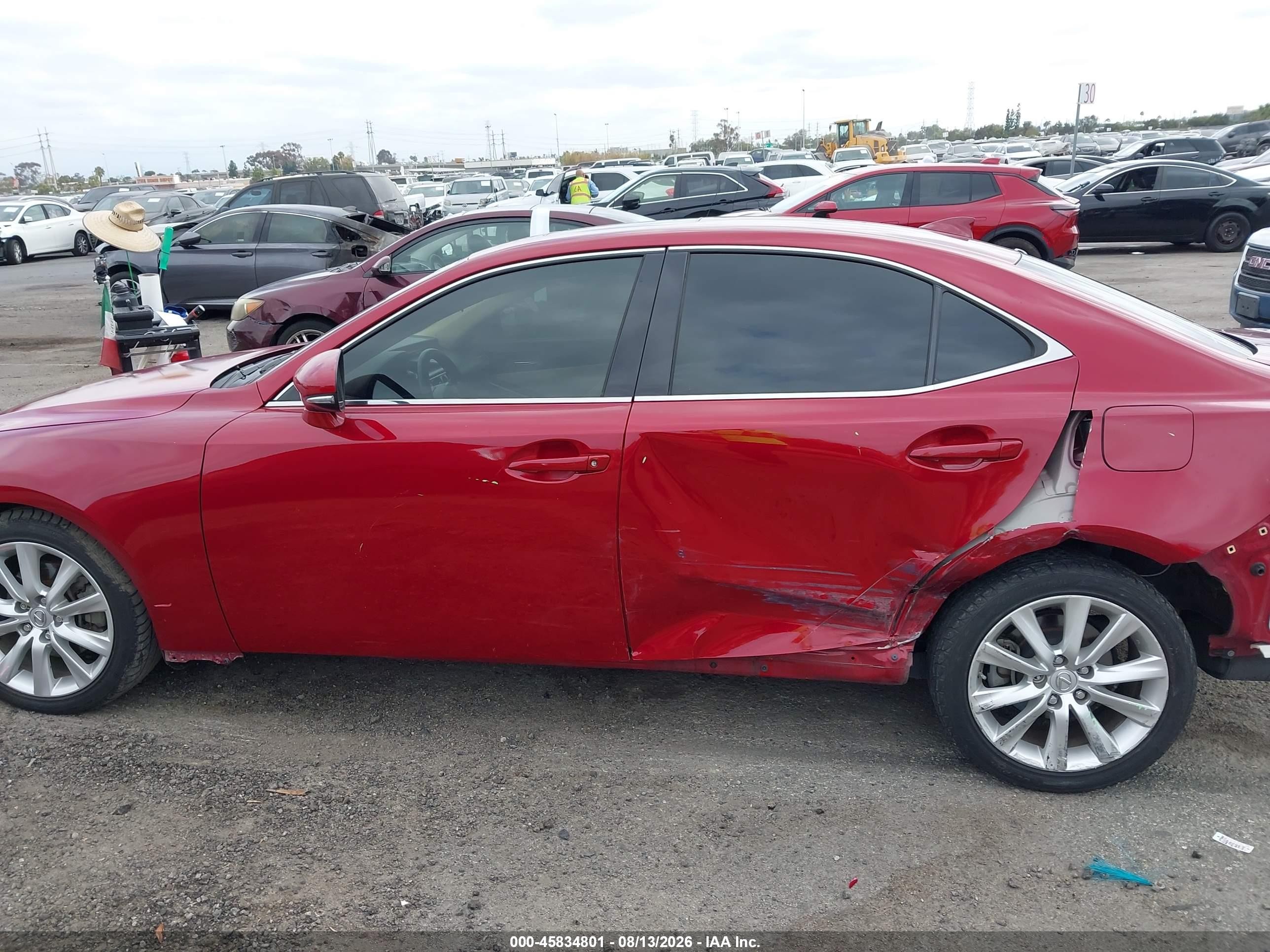 2014 Lexus Is 250   Red vin: JTHBF1D24E5011374
