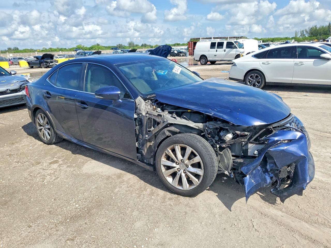 2014 Lexus Is 250 Blue vin: JTHBF1D24E5028398