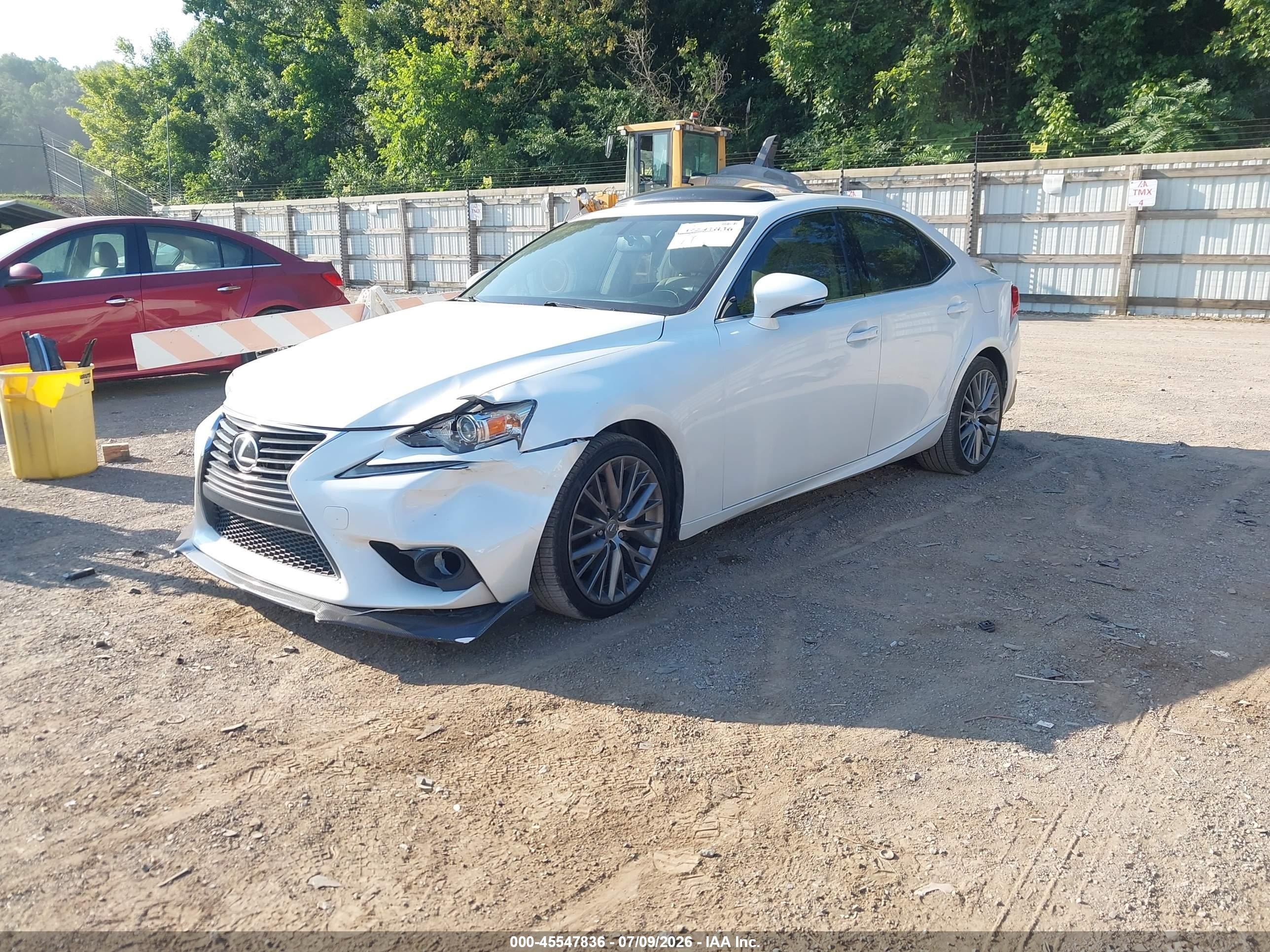 2015 Lexus Is 250   White vin: JTHBF1D24F5068529