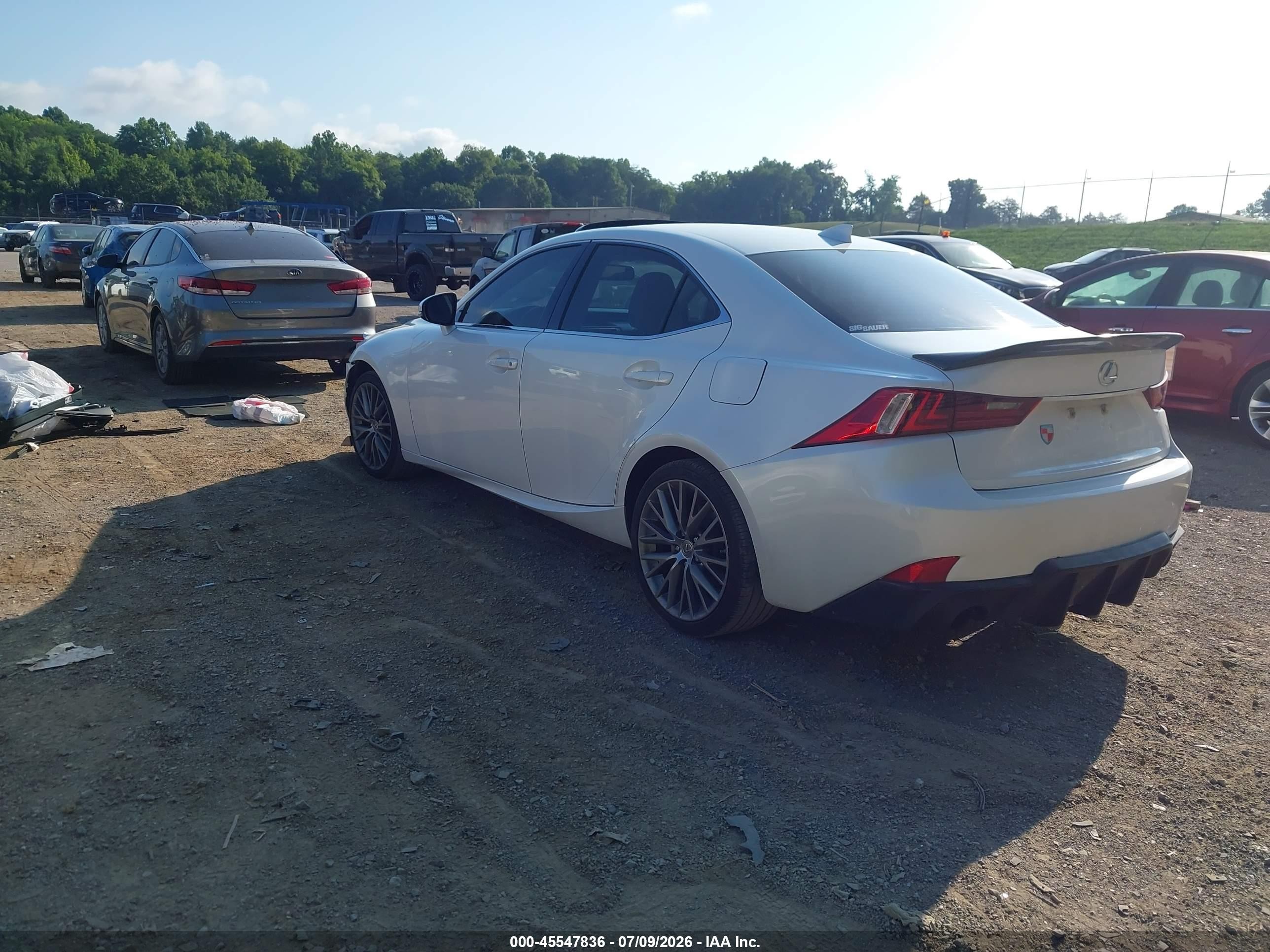 2015 Lexus Is 250   White vin: JTHBF1D24F5068529