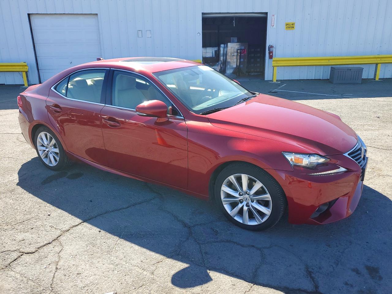 2015 Lexus Is 250 Красный vin: JTHBF1D24F5079112