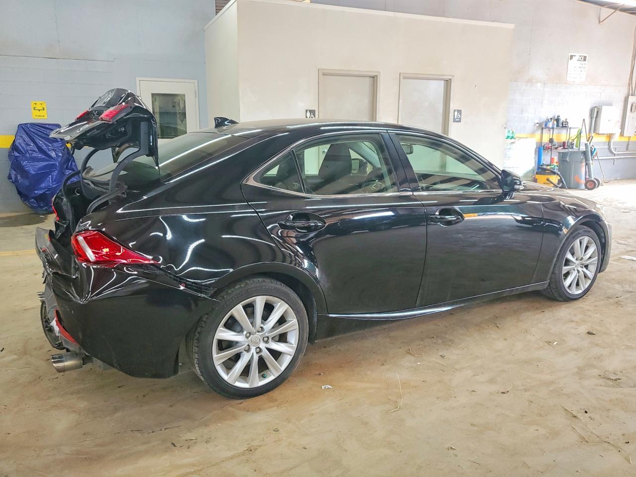 2015 Lexus Is 250 Черный vin: JTHBF1D25F5054946