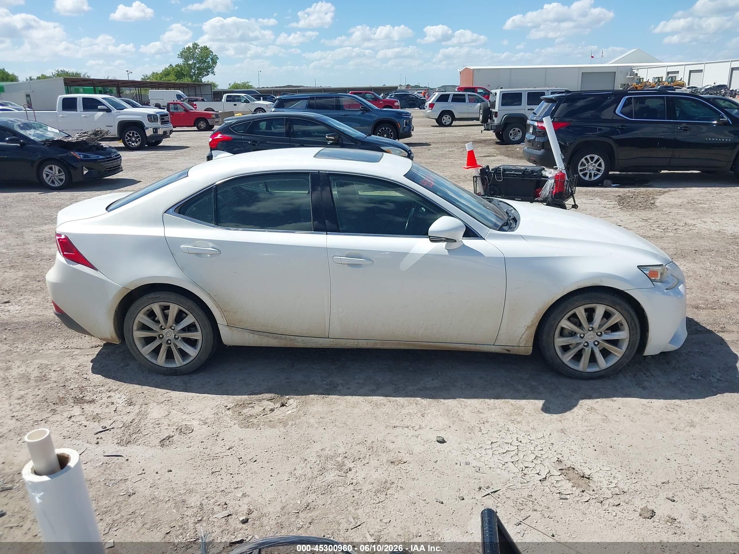 2014 Lexus Is 250 White vin: JTHBF1D26E5042898