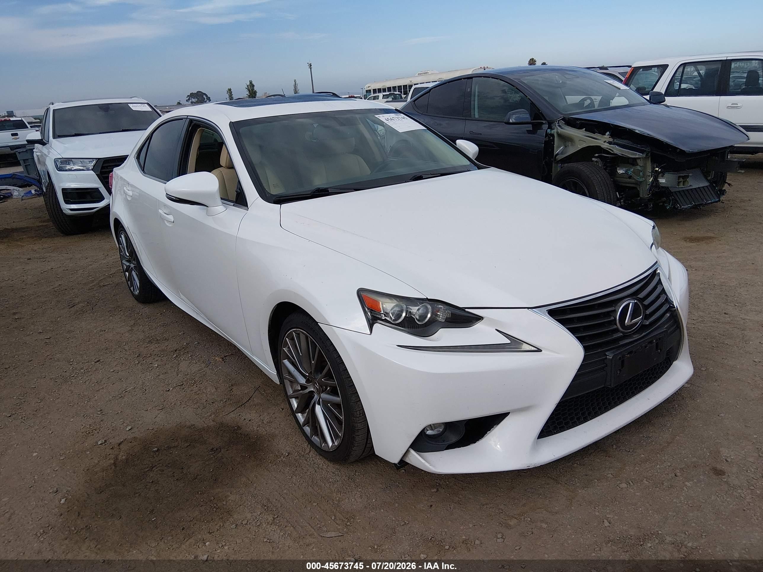 2015 Lexus Is 250   White vin: JTHBF1D26F5045060