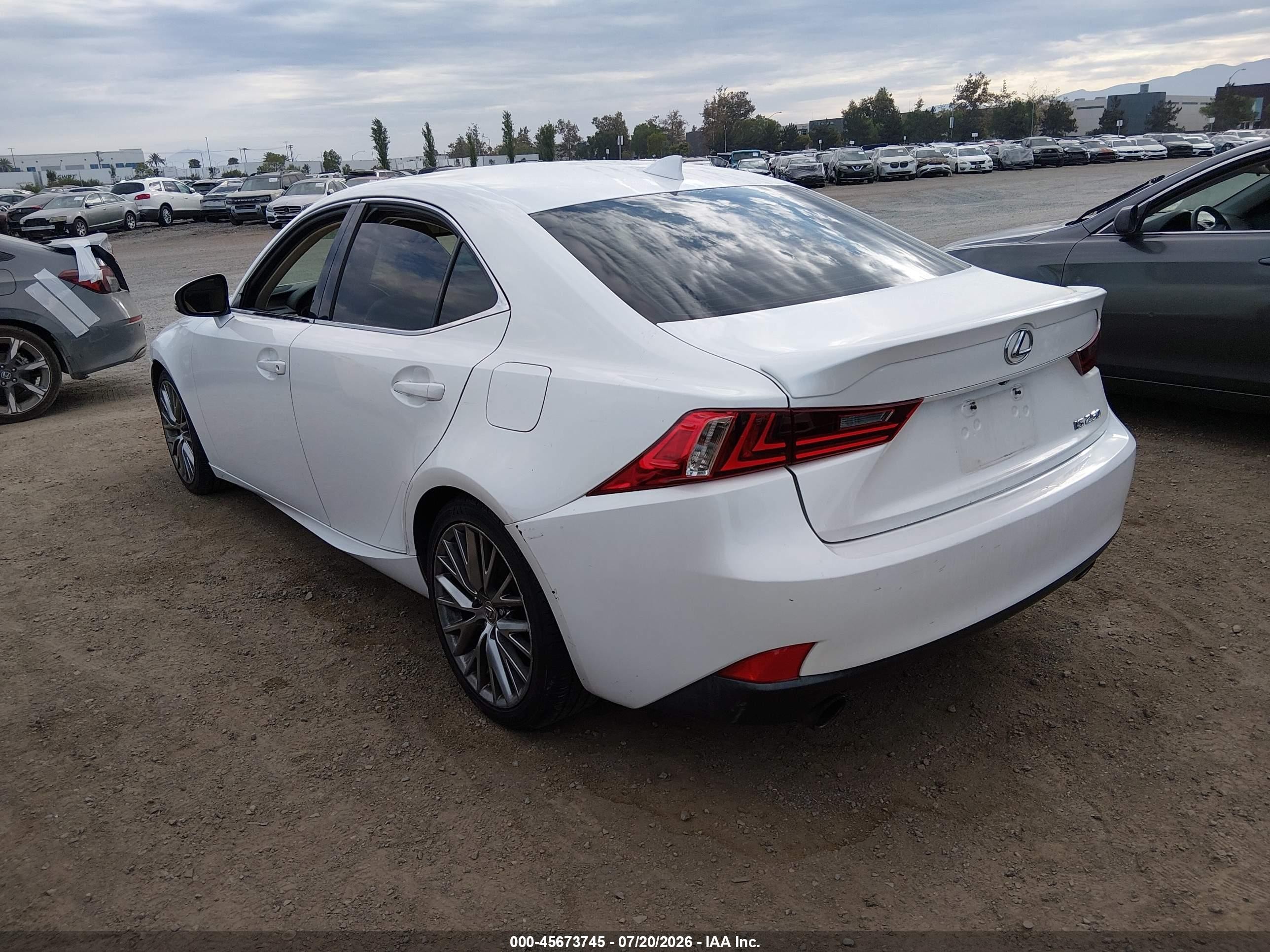 2015 Lexus Is 250   White vin: JTHBF1D26F5045060