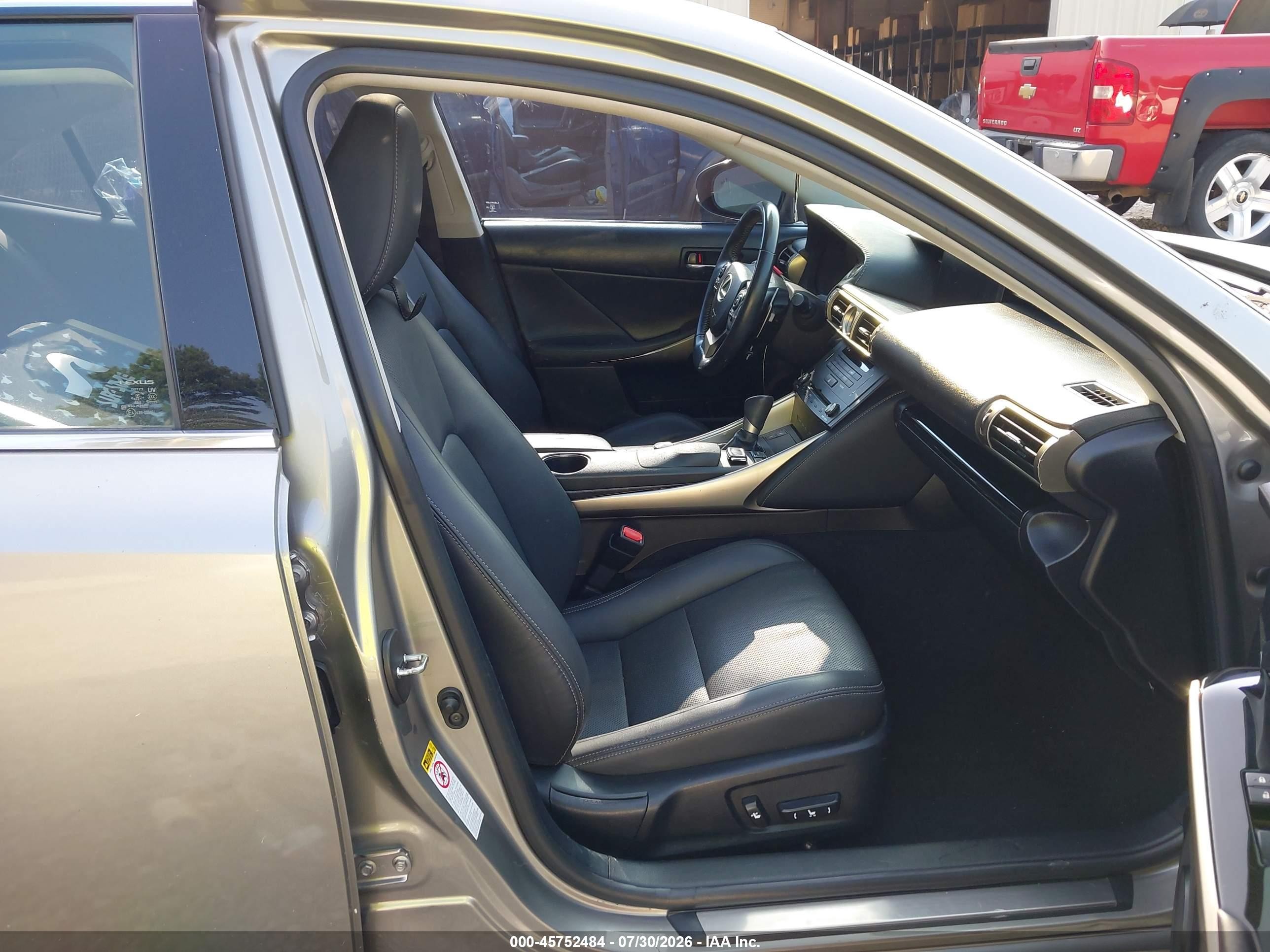2015 Lexus Is 250   Серебряный vin: JTHBF1D27F5068606