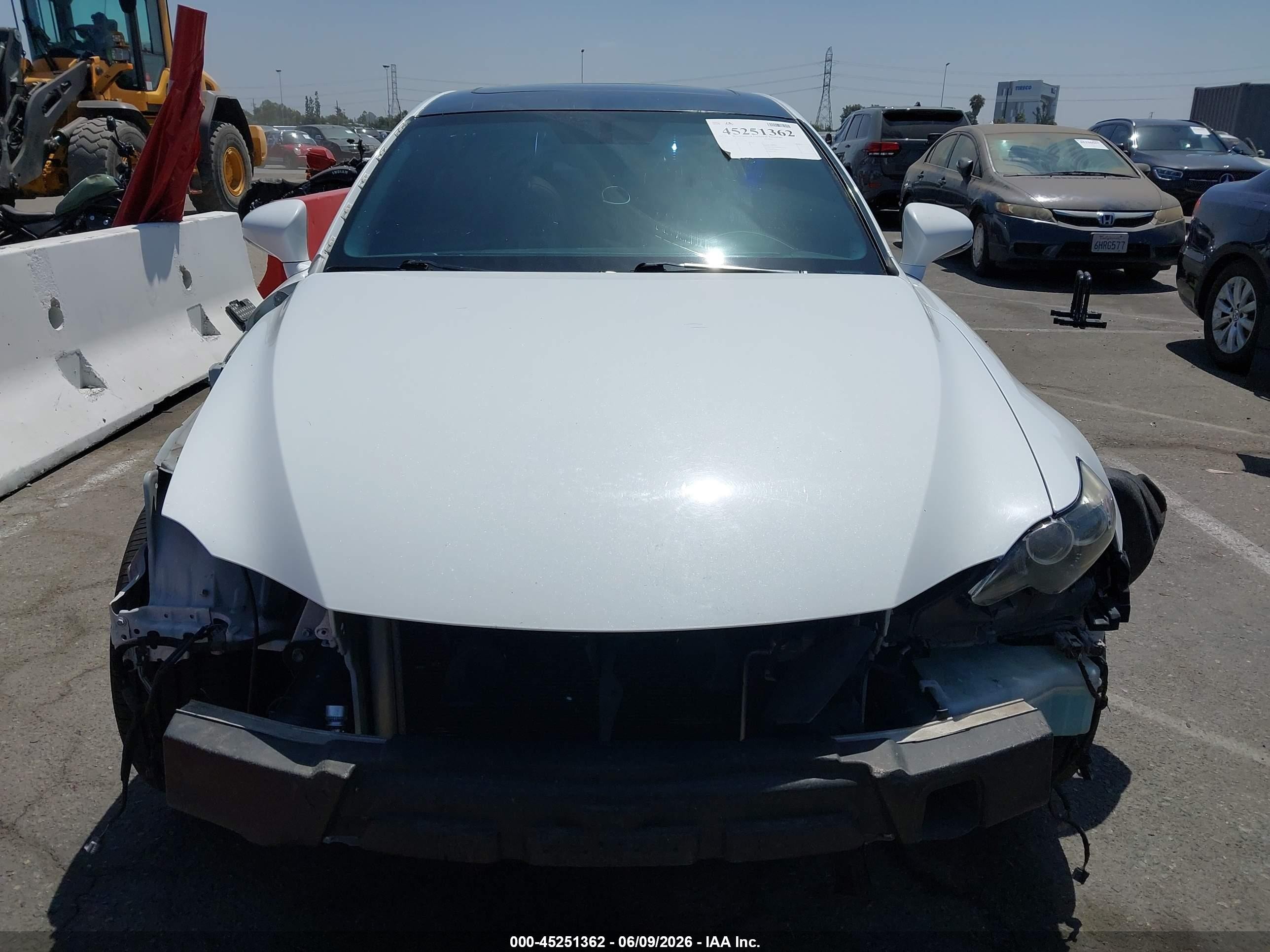 2015 Lexus Is 250   White vin: JTHBF1D27F5073398