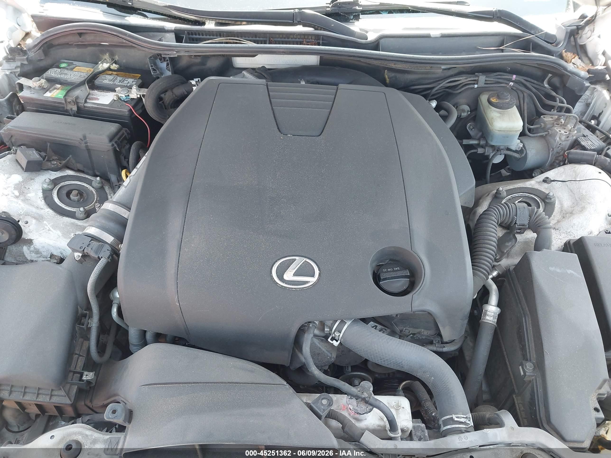 2015 Lexus Is 250   White vin: JTHBF1D27F5073398