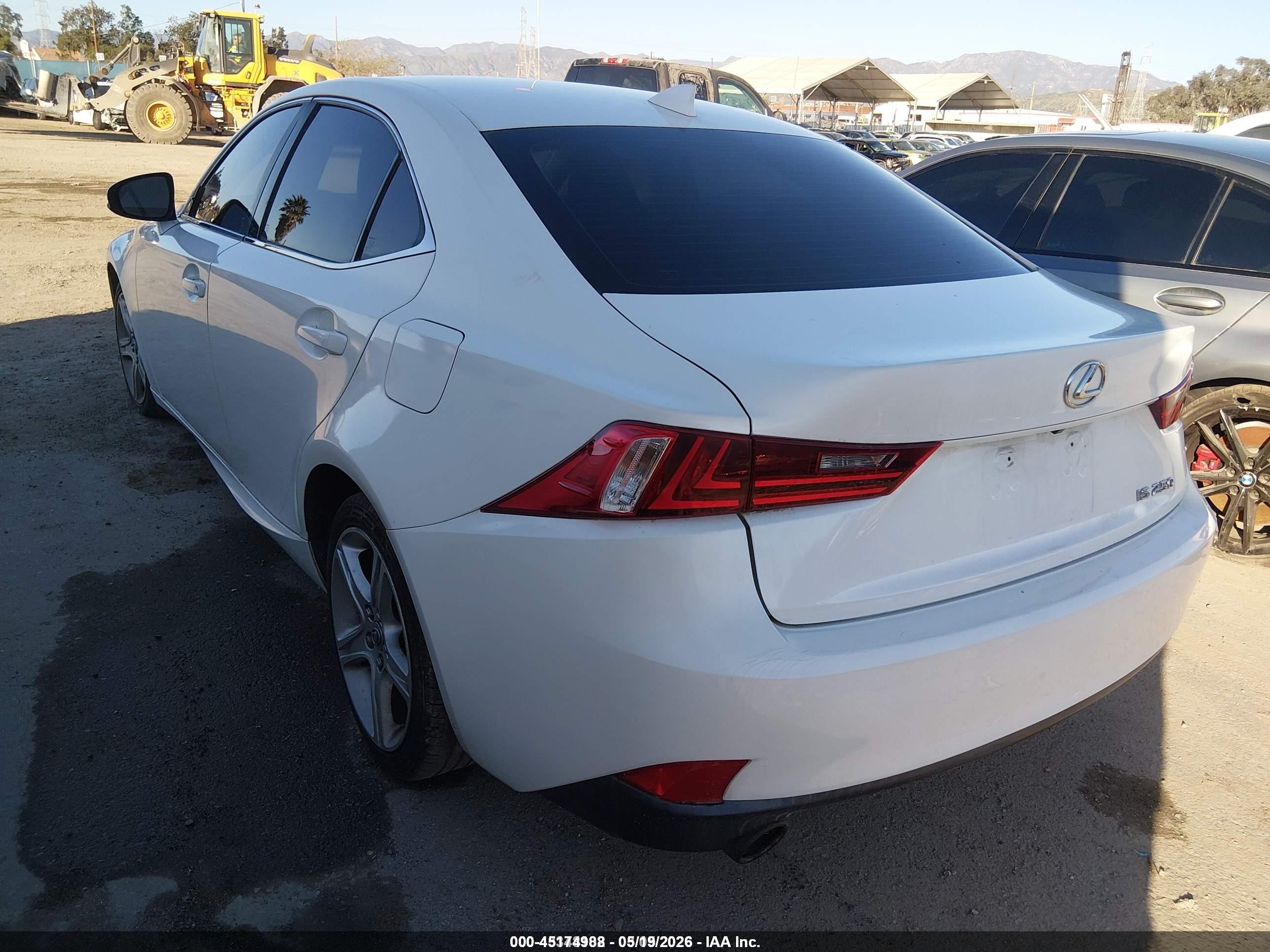 2014 Lexus Is 250   White vin: JTHBF1D28E5024984