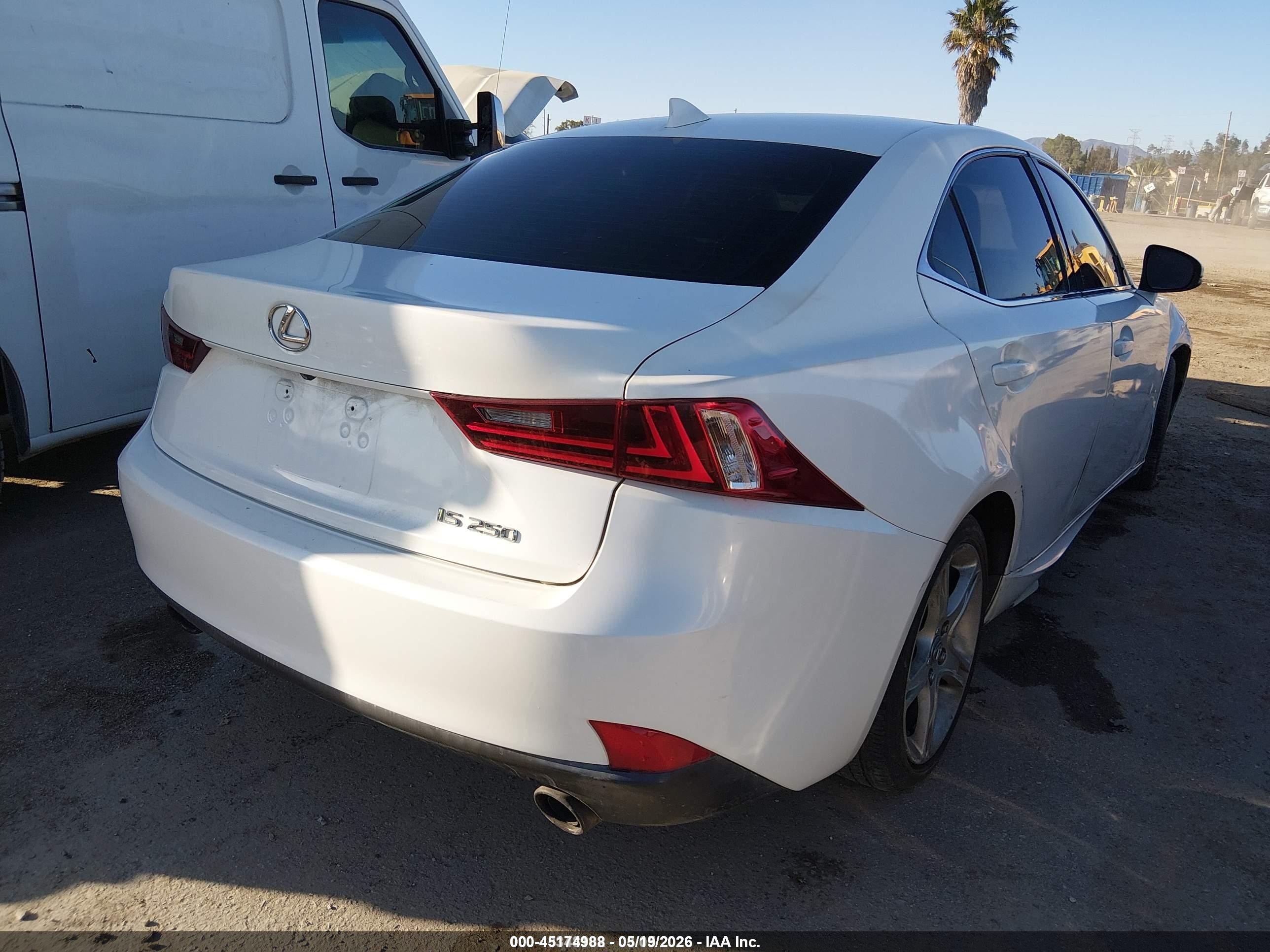 2014 Lexus Is 250   White vin: JTHBF1D28E5024984