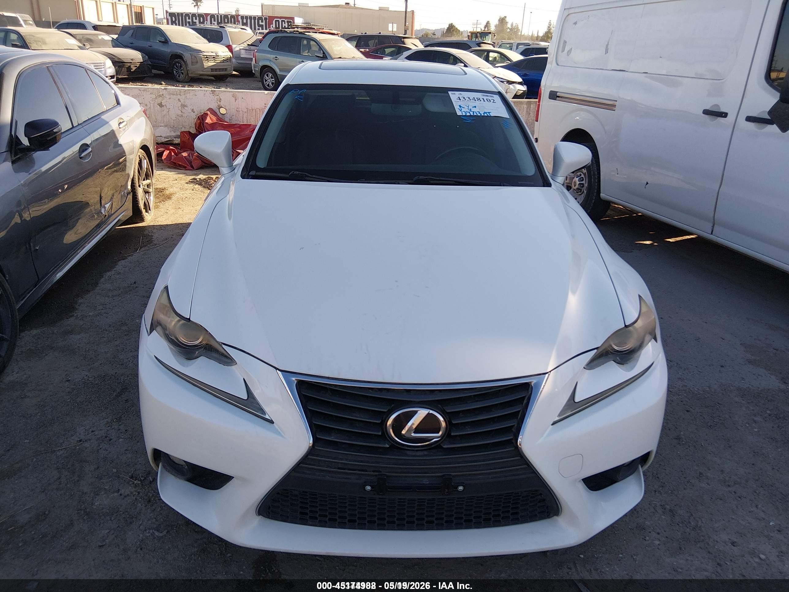2014 Lexus Is 250   White vin: JTHBF1D28E5024984