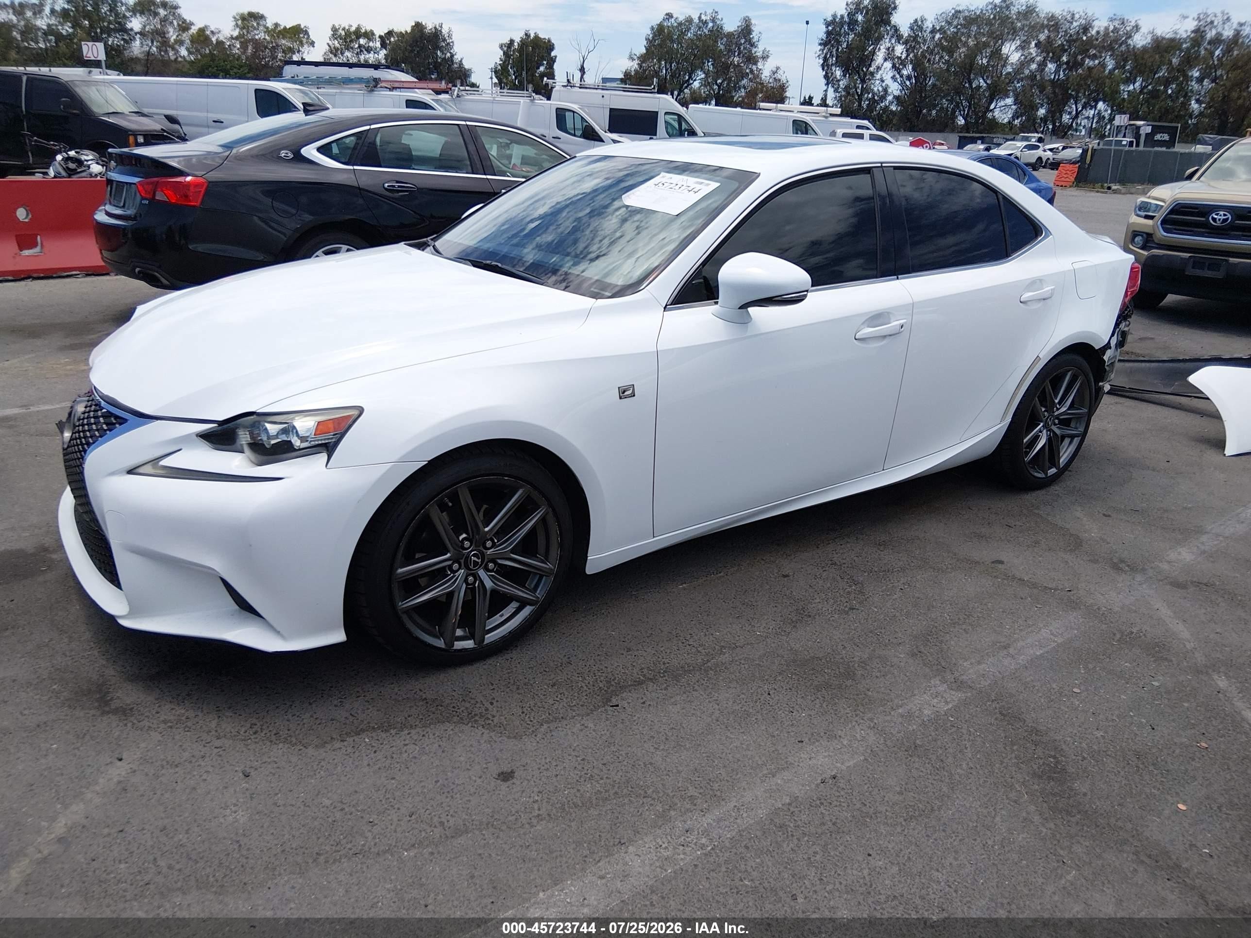 2014 Lexus Is 250   White vin: JTHBF1D28E5032194