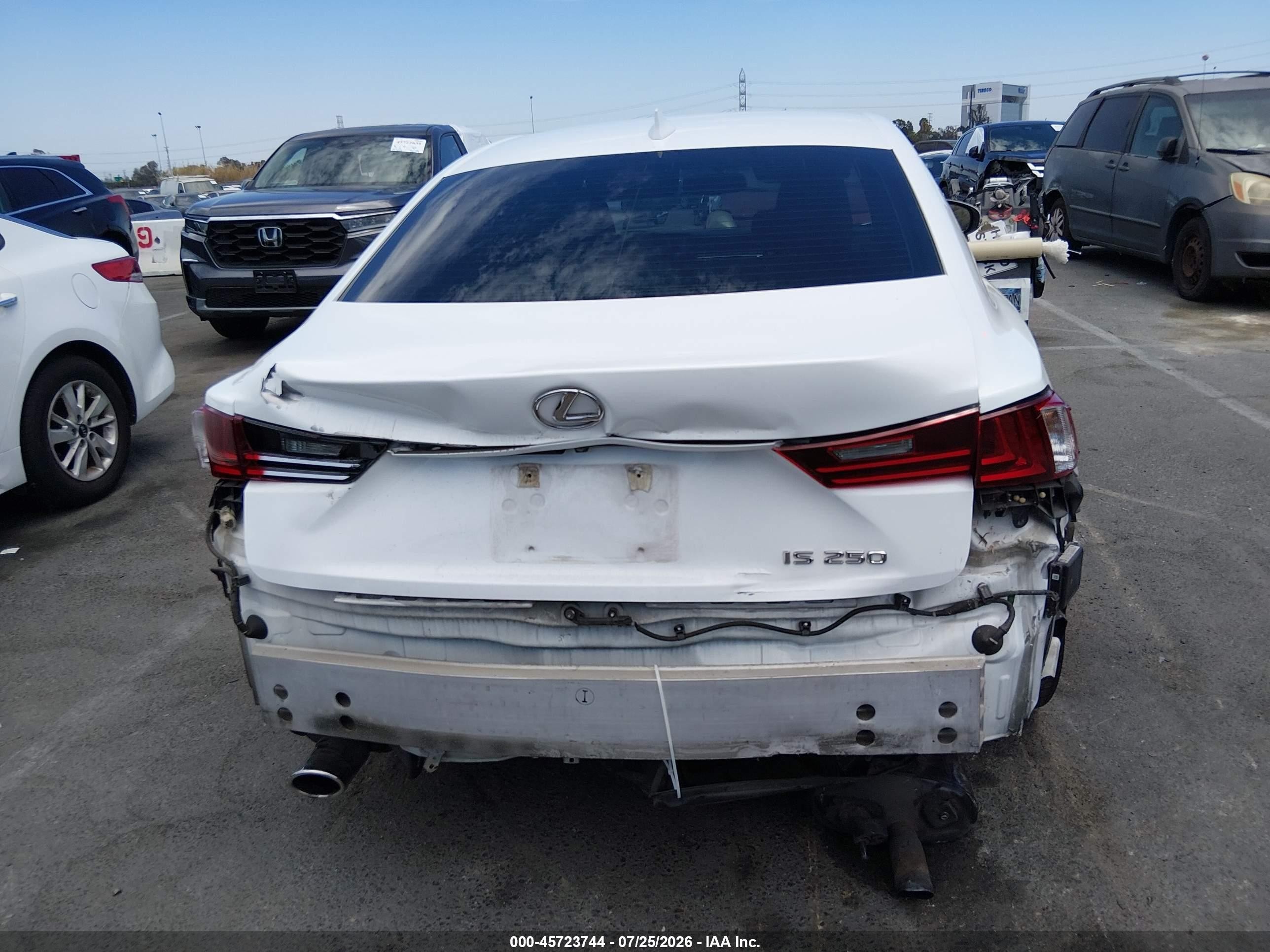 2014 Lexus Is 250   White vin: JTHBF1D28E5032194