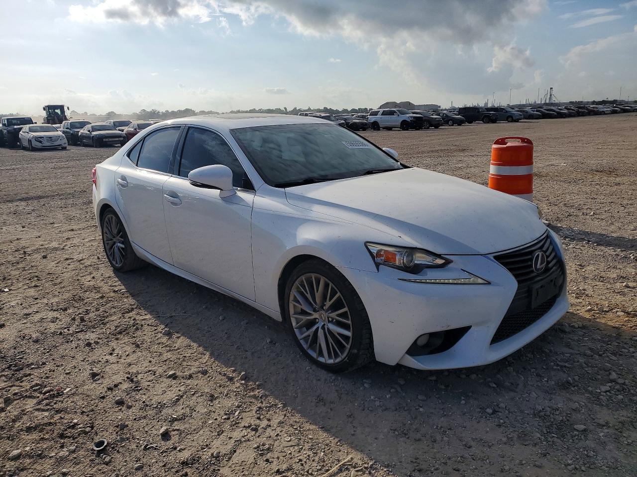 2014 Lexus Is 250 White vin: JTHBF1D28E5037847