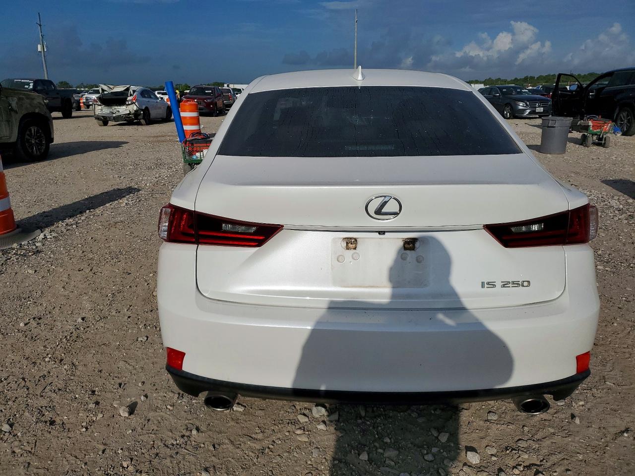 2014 Lexus Is 250 White vin: JTHBF1D28E5037847