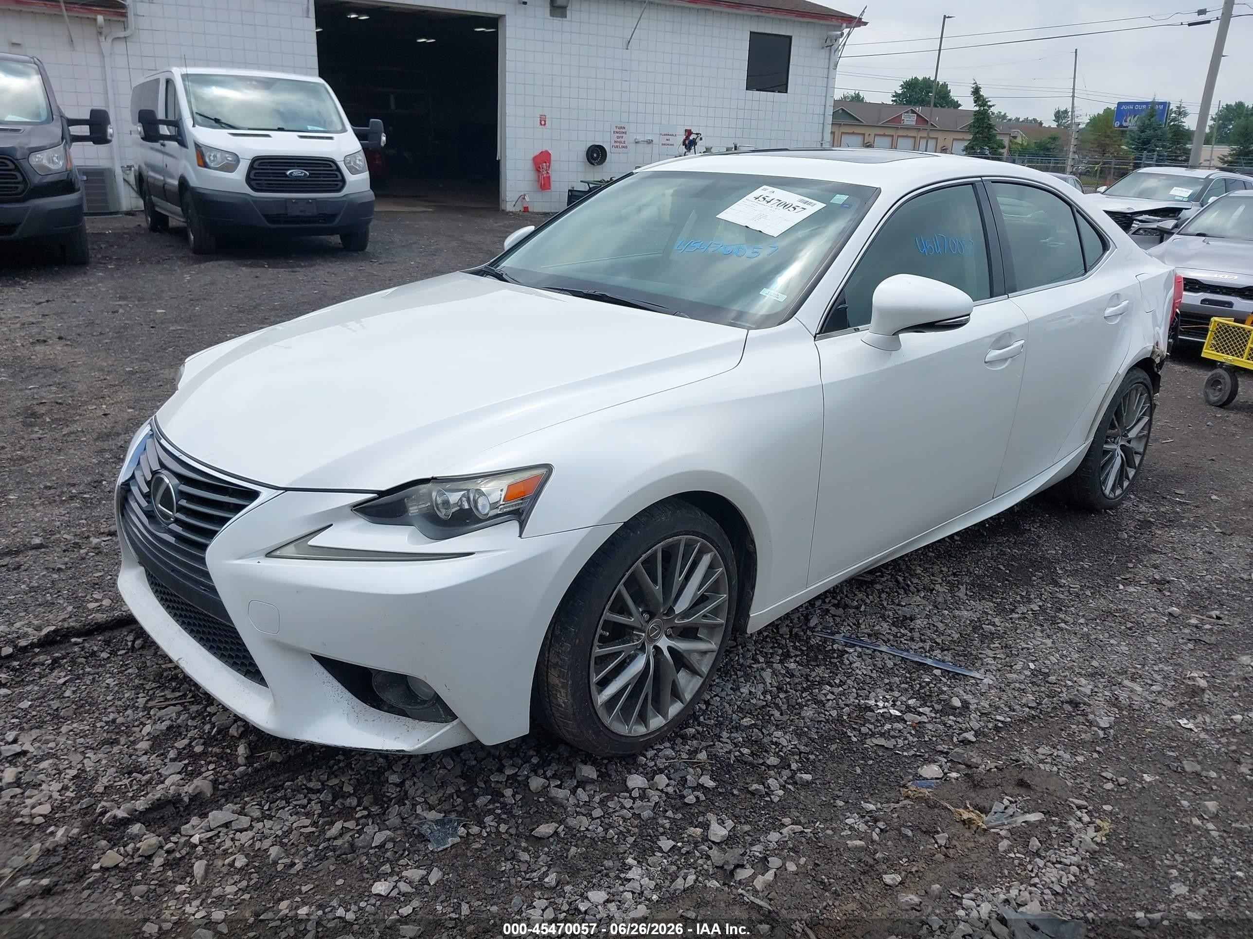 2014 Lexus Is 250   White vin: JTHBF1D28E5040103