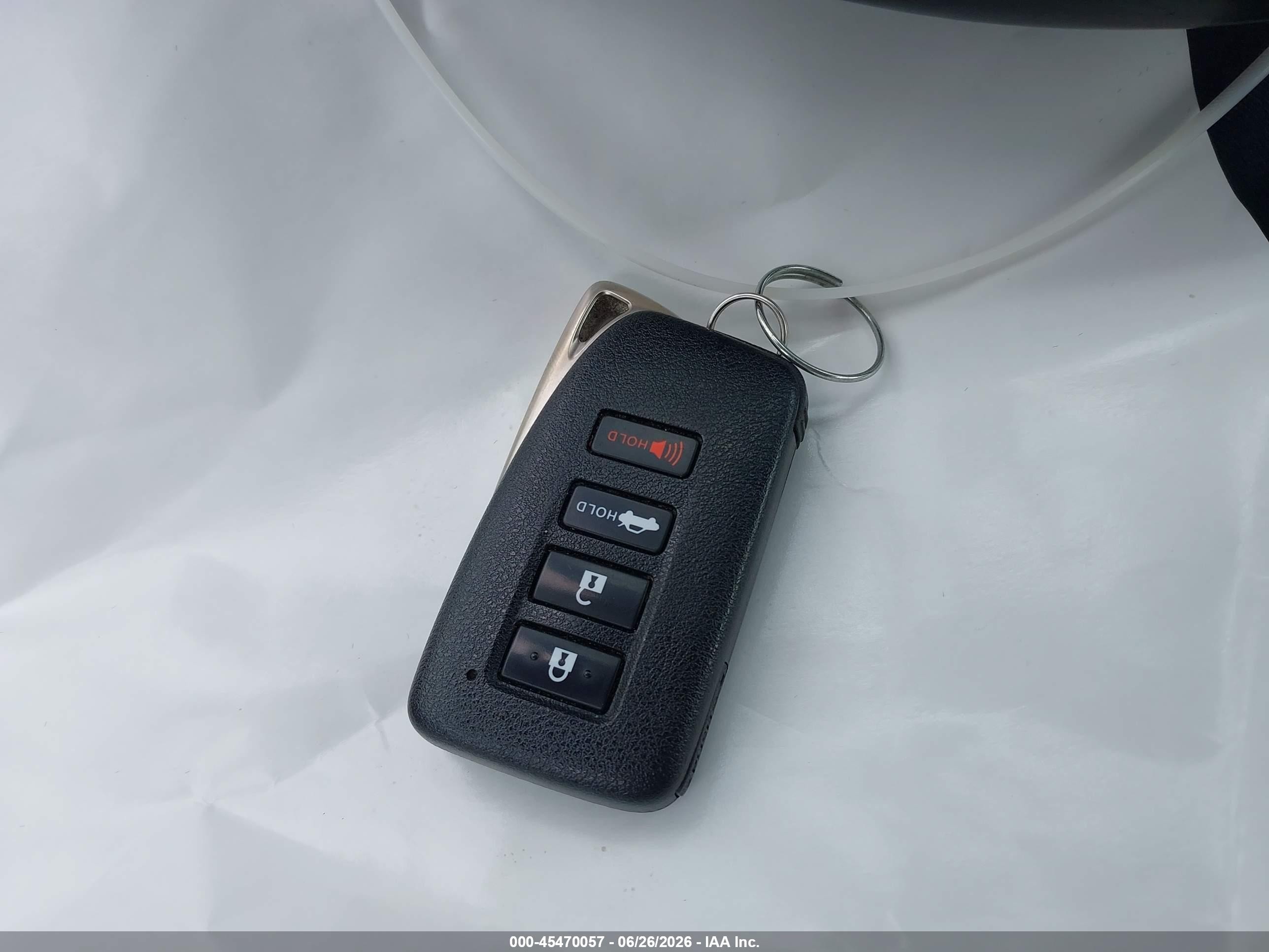 2014 Lexus Is 250   White vin: JTHBF1D28E5040103