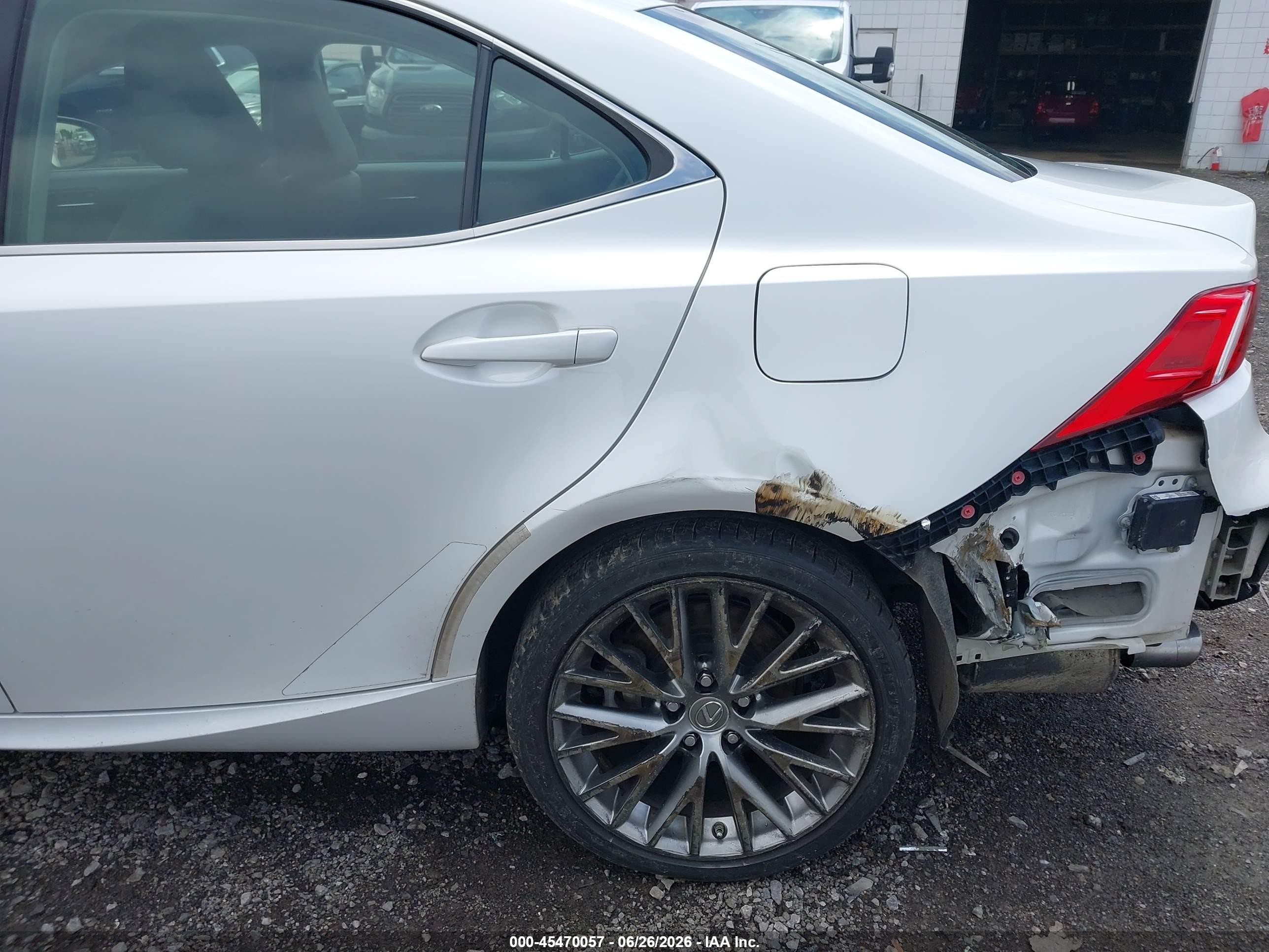 2014 Lexus Is 250   White vin: JTHBF1D28E5040103