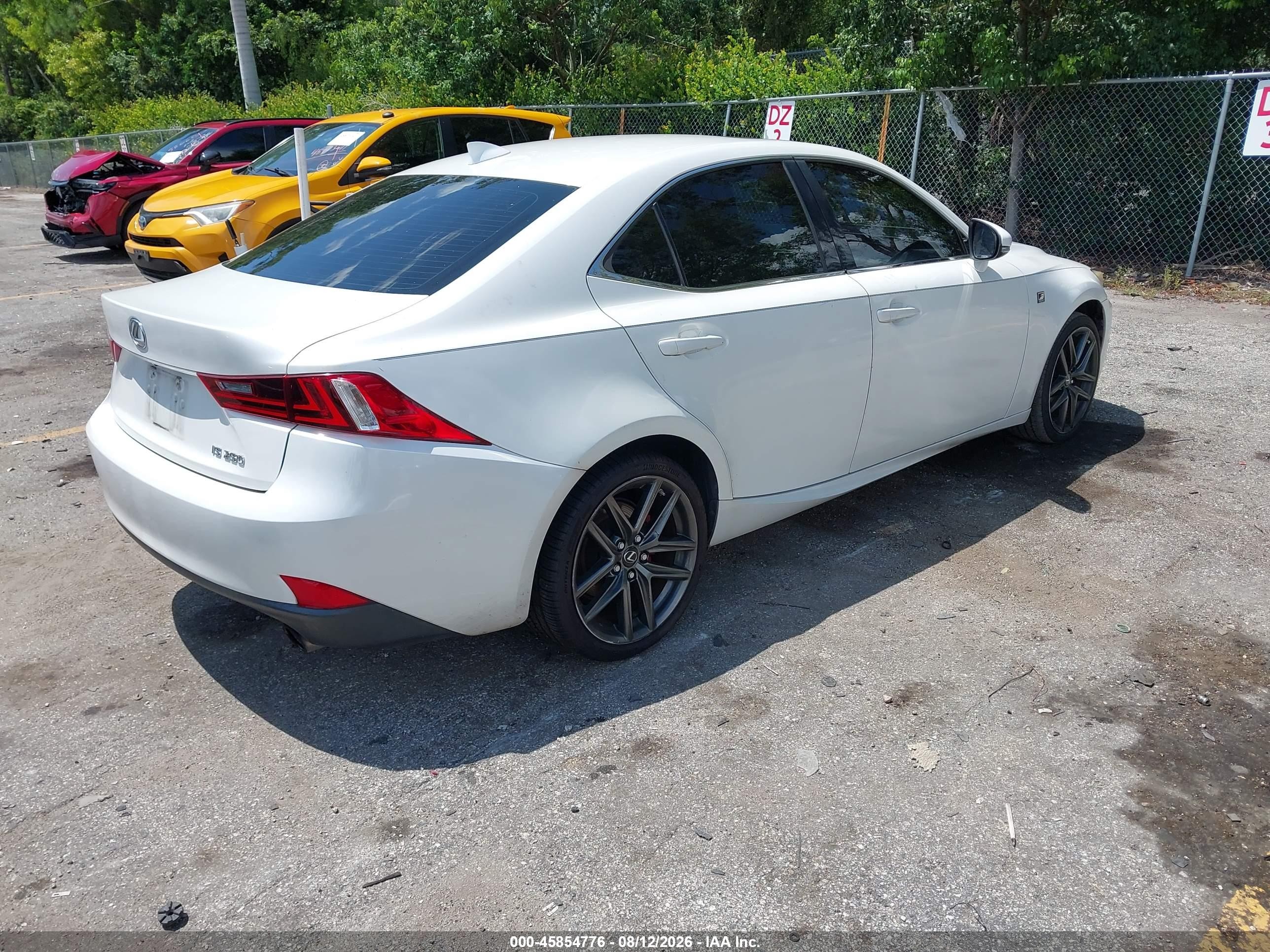 2014 Lexus Is 250   White vin: JTHBF1D29E5002797