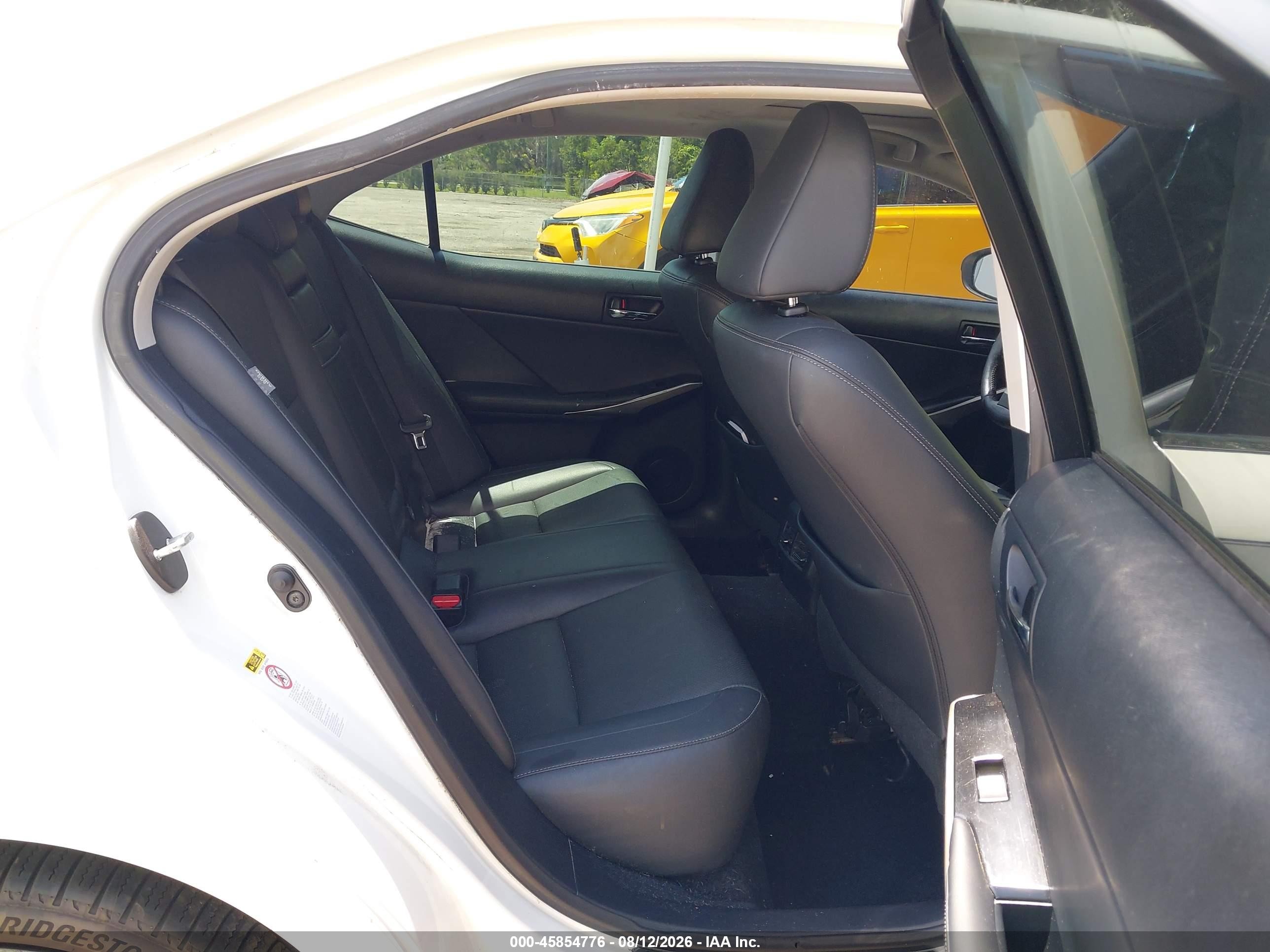 2014 Lexus Is 250   White vin: JTHBF1D29E5002797