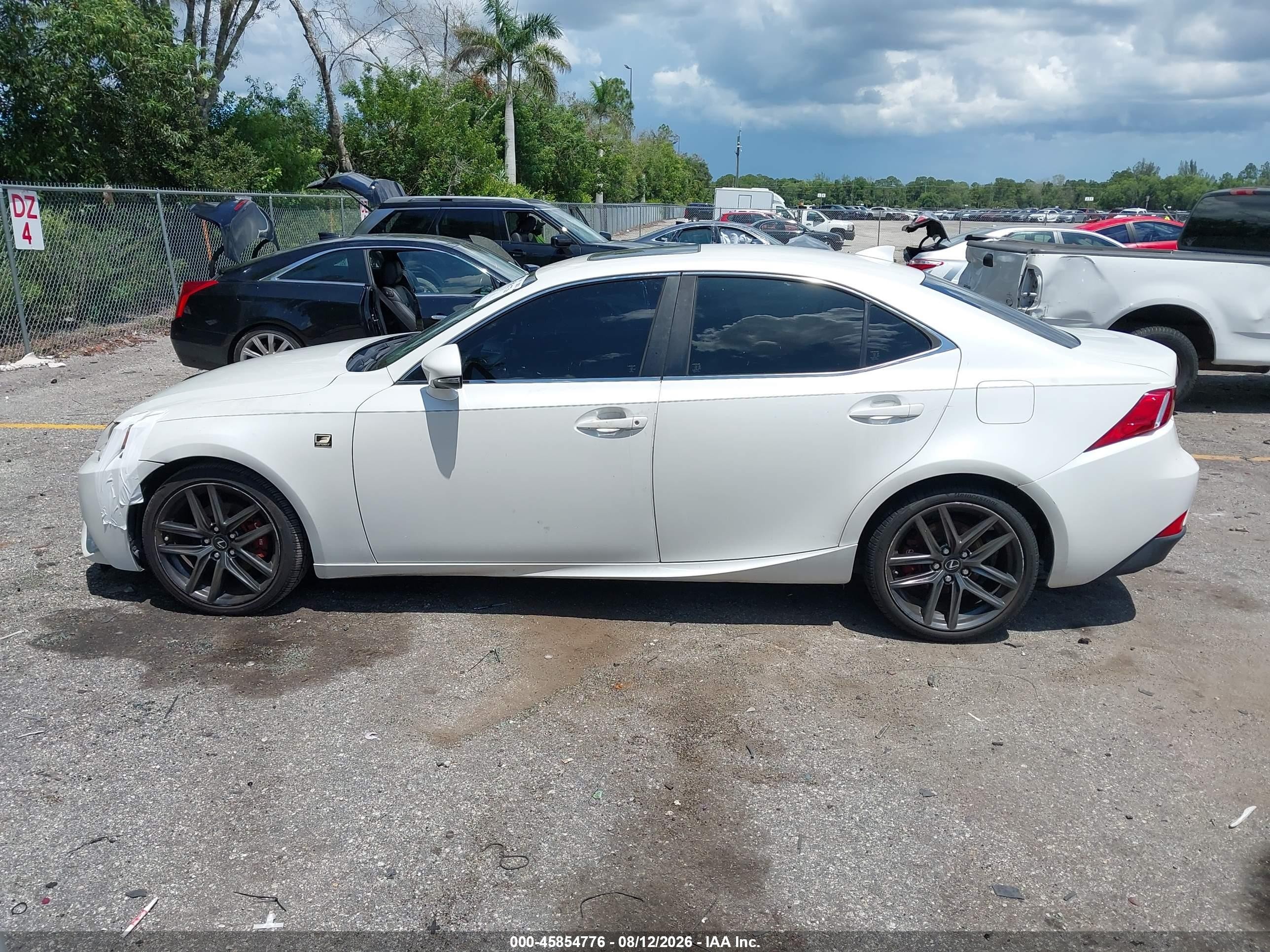 2014 Lexus Is 250   White vin: JTHBF1D29E5002797