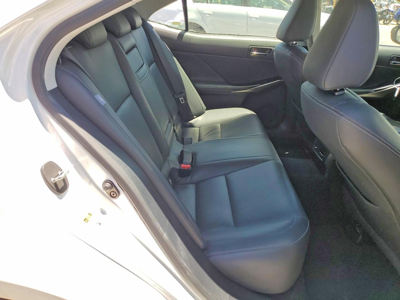 2014 Lexus Is 250 White vin: JTHBF1D29E5018207