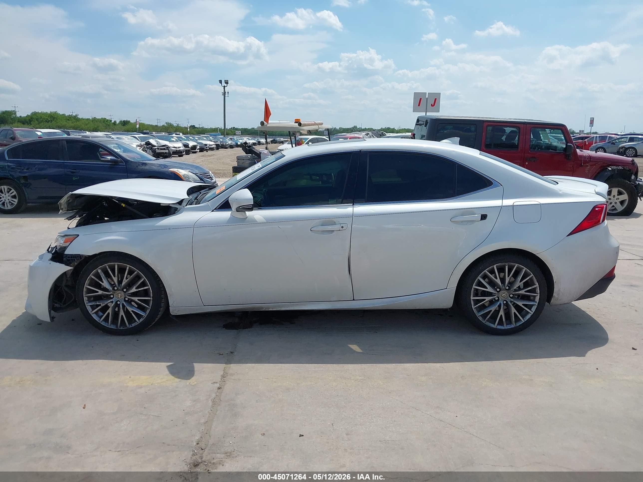 2015 Lexus Is 250   White vin: JTHBF1D29F5053864