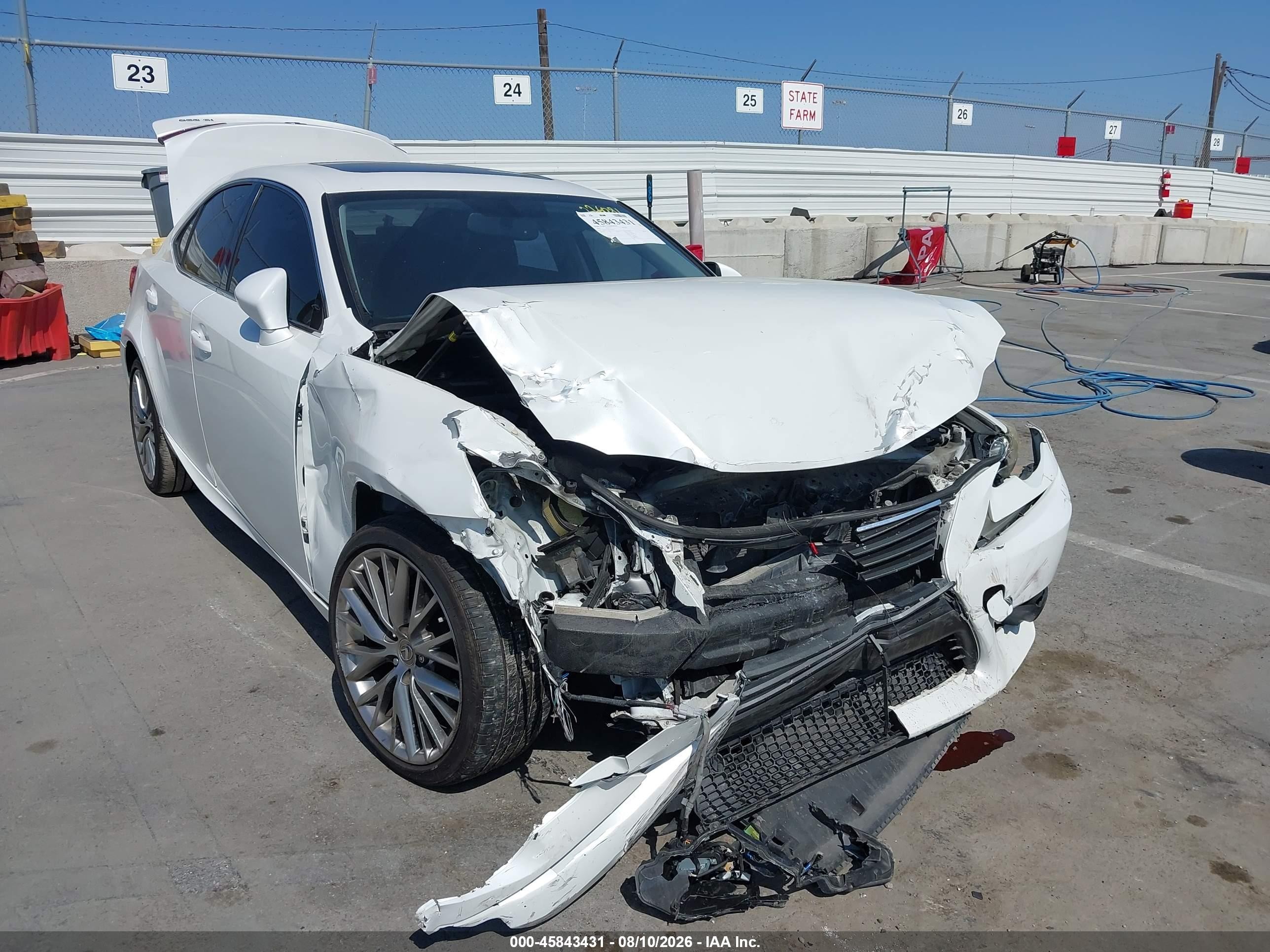 2014 Lexus Is 250   White vin: JTHBF1D2XE5022296